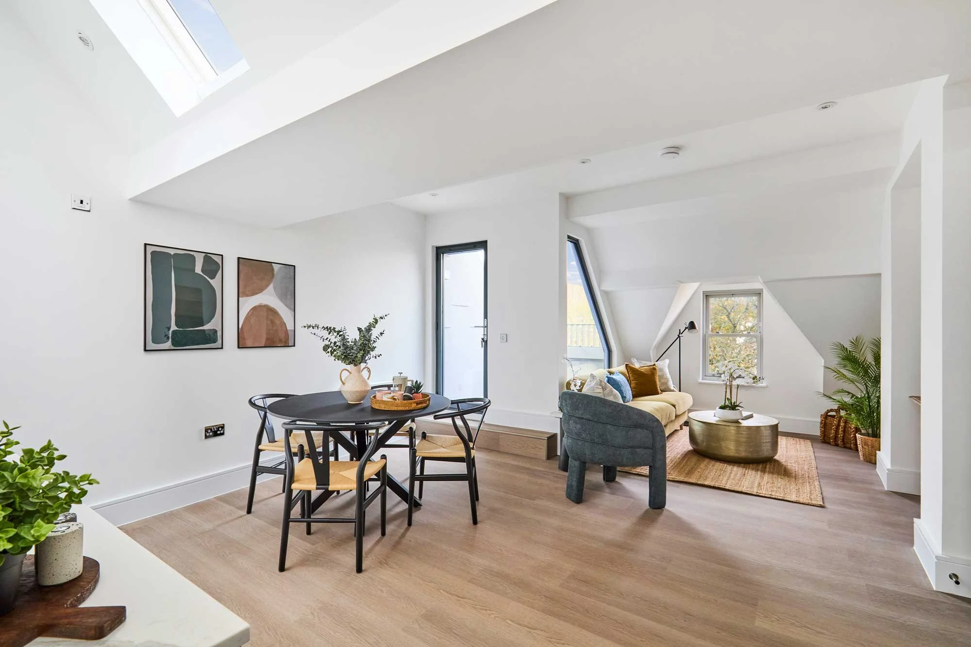 Apartment 9 - Living/Dining