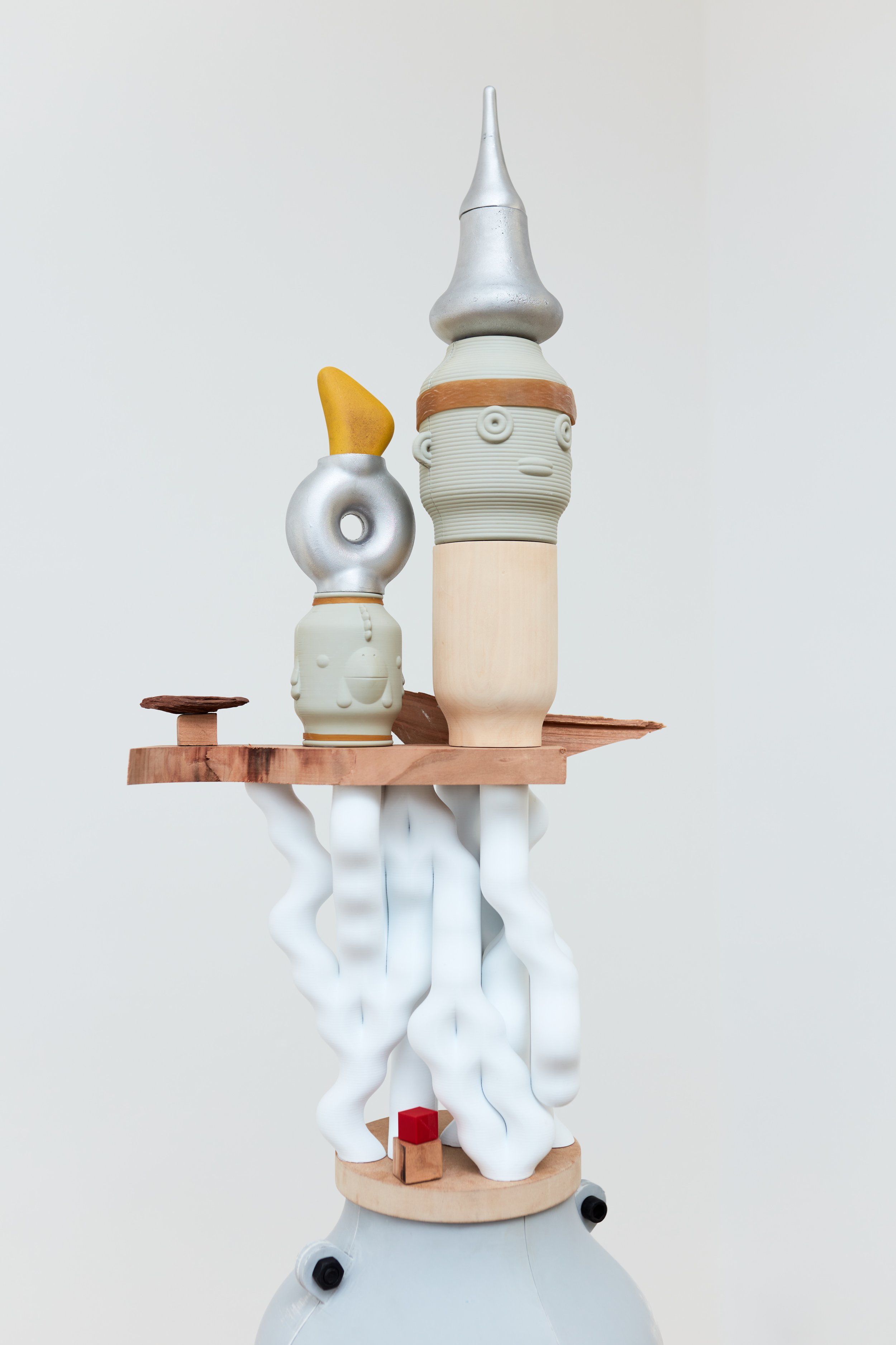 TOTEM detail_60x180x60cm_Mixed media_2023_Melkovics..jpg