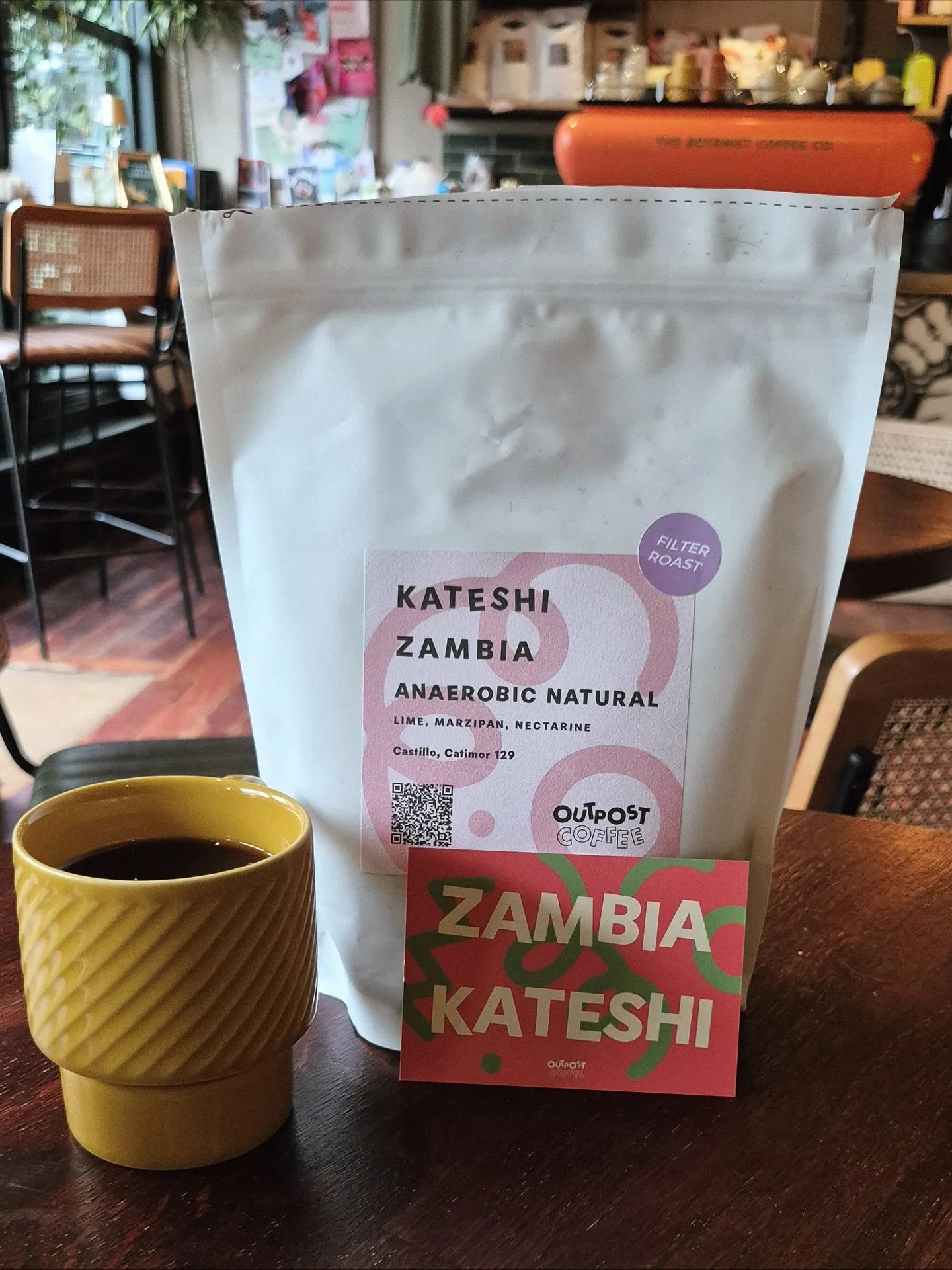New on Batch Brew ☕️ @outpostcoffeeroasters Zambia Kateshi

From the historic Kateshi Estate in Northern Zambia, this anaerobic natural brings some serious flavour: lime, marzipan, and nectarine with a smooth, sweet finish 🍑

Grown at 1400 masl, Kat