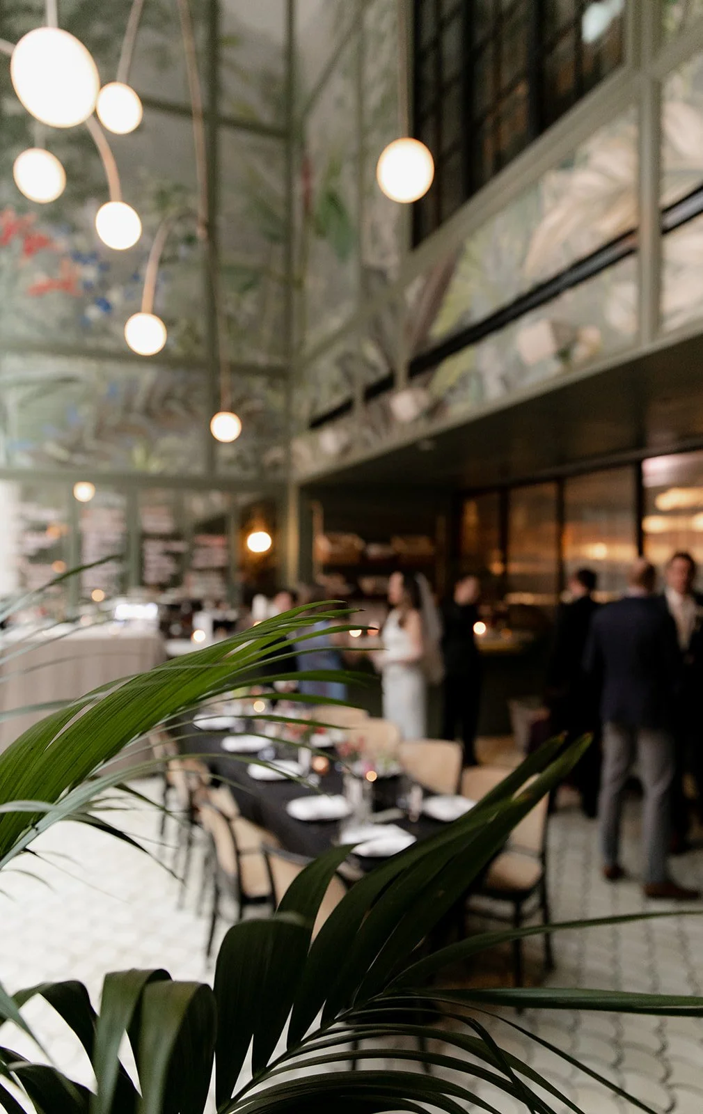 A wedding day at Venteux Chicago inside the Pendry Hotel.