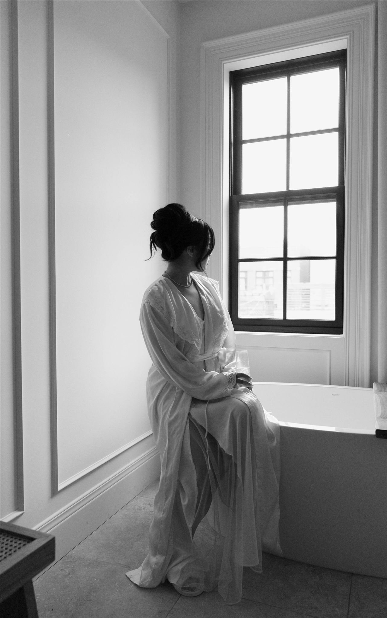 A bride getting ready on her wedding day in Chicago.