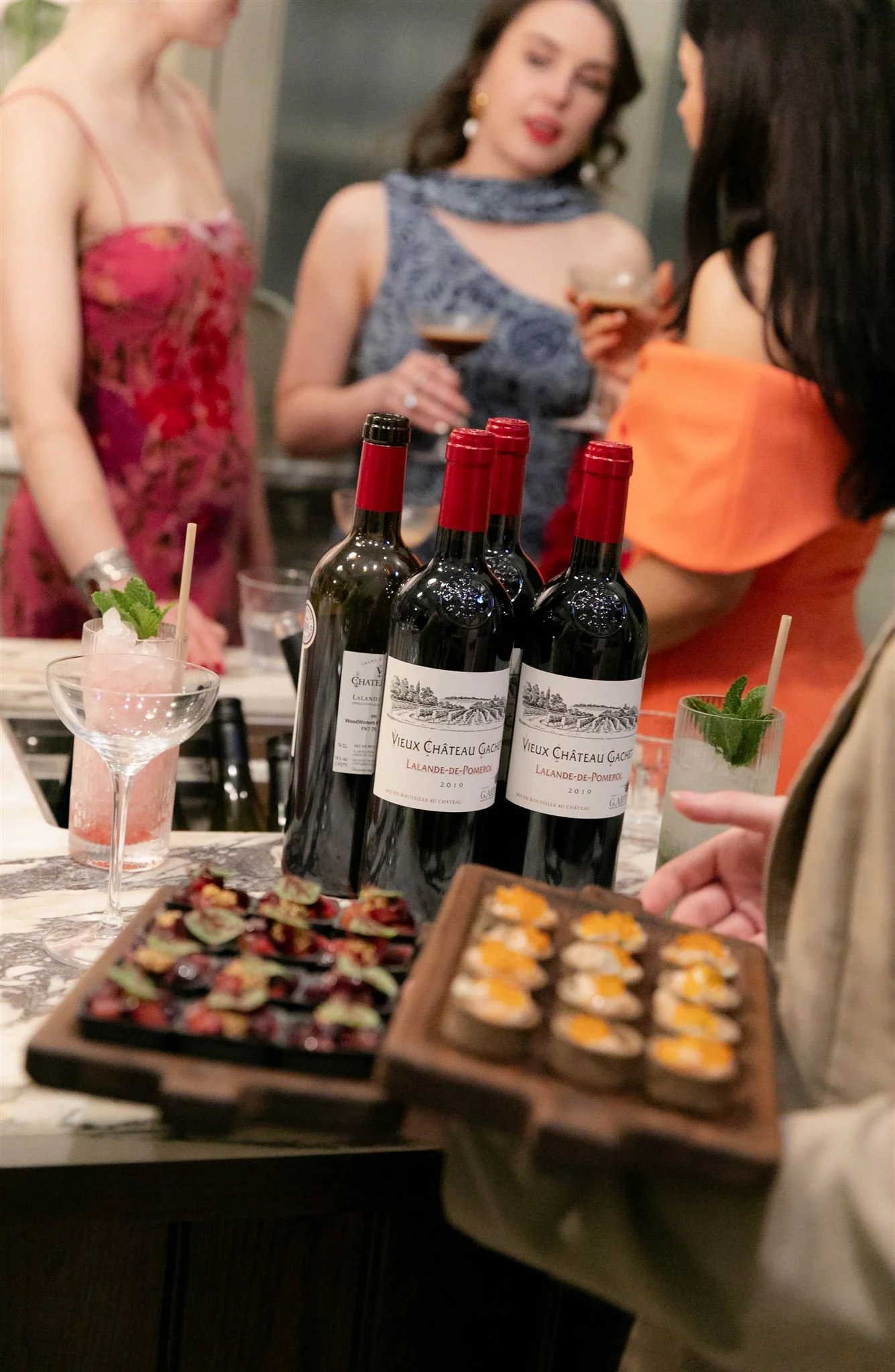 Edinburgh, Scotland Wedding Photographer photographing Edinburgh Wedding Photography at Gleneagles Townhouse Hotel.