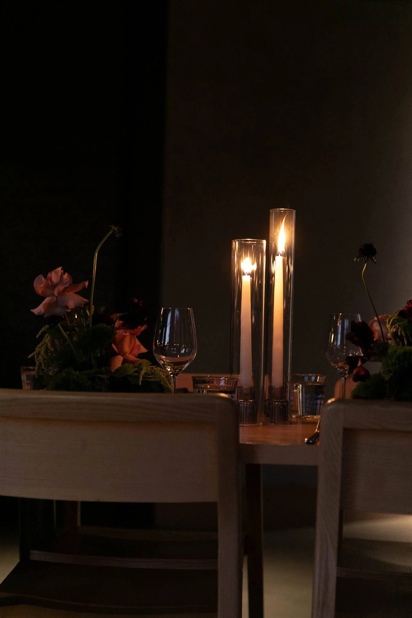 Elegant rehearsal dinner table setting at Maxwells Trading Chicago.