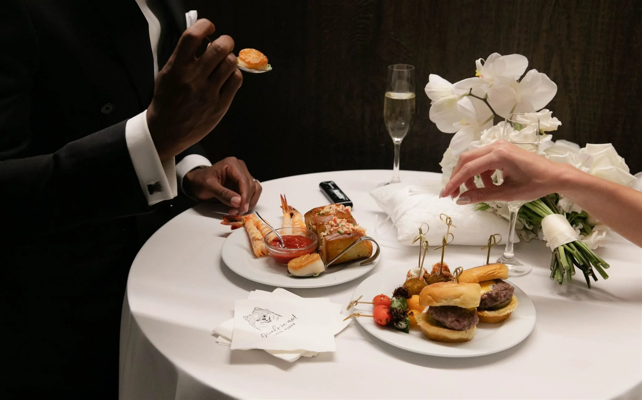 Rooftop wedding reception at Gibson's Italia on the Chicago River in Downtown Chicago.