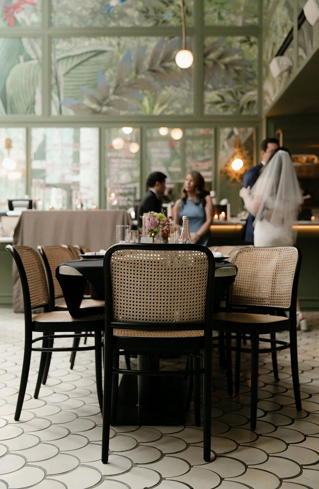 A wedding day at Venteux Chicago inside the Pendry Hotel.