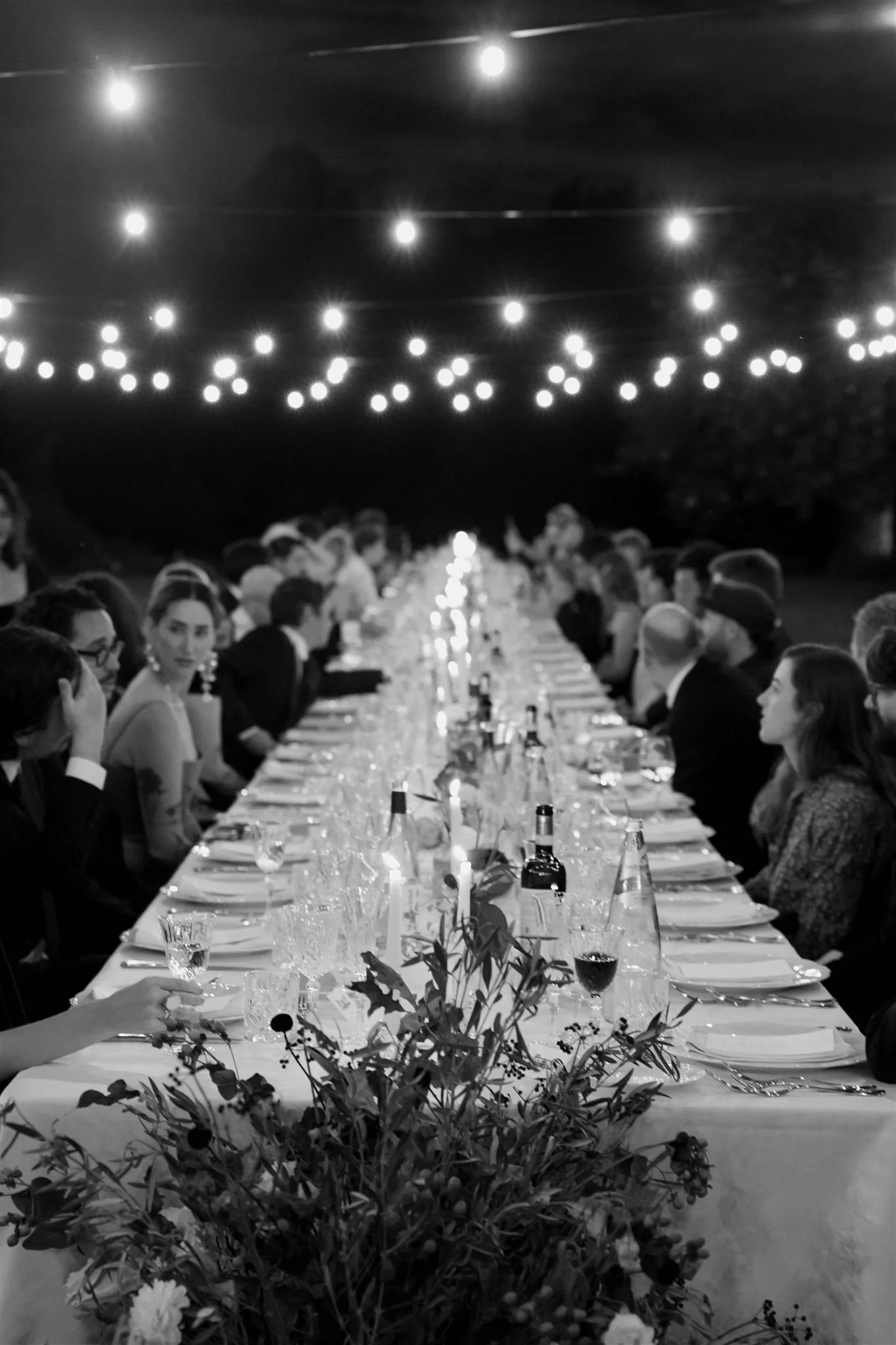 Garden wedding reception on a wedding day at Villa Medicea Di Lilliano in Tuscany, Italy.