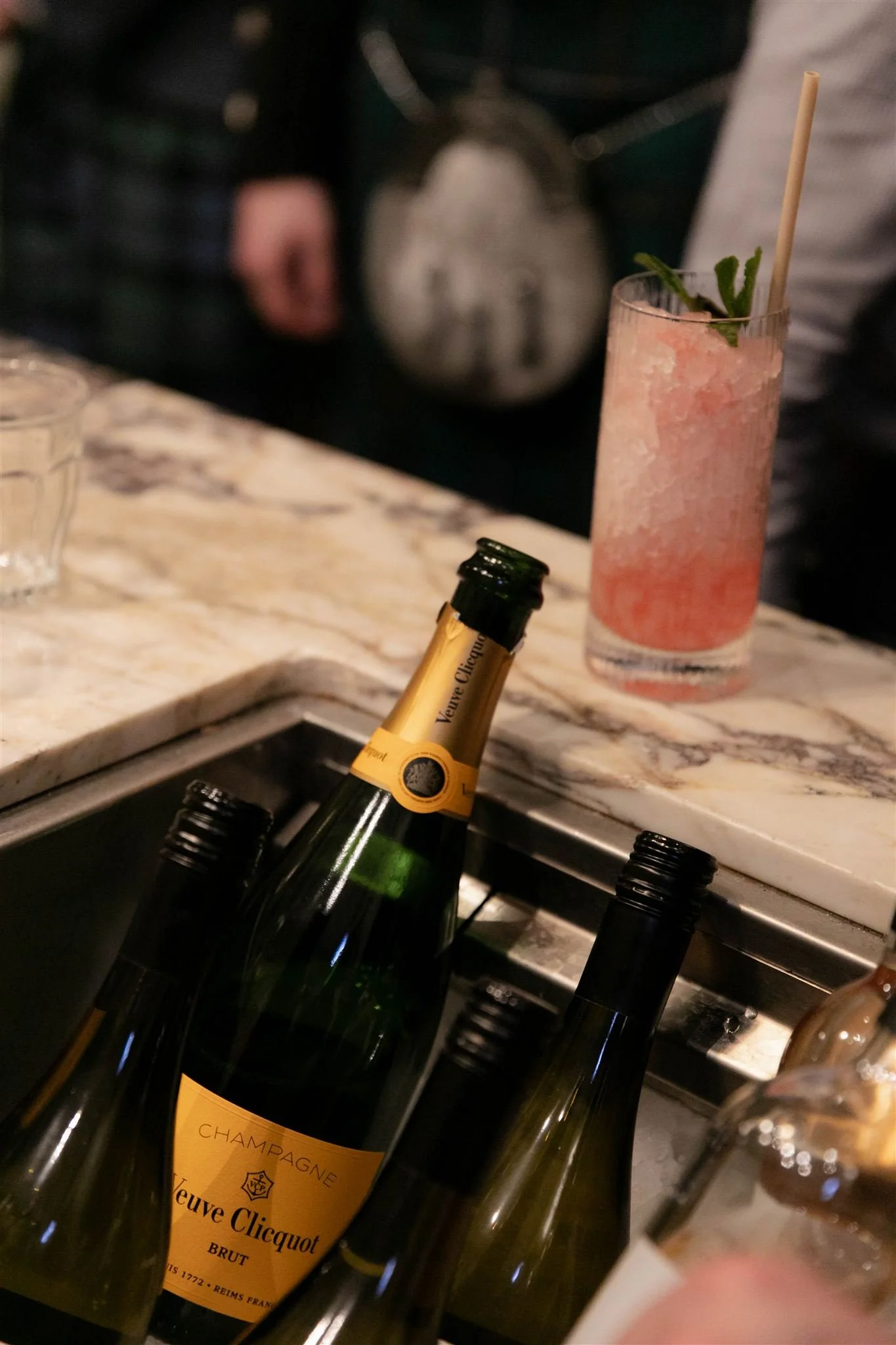 Edinburgh, Scotland Wedding Photographer photographing Edinburgh Wedding Photography at Gleneagles Townhouse Hotel.