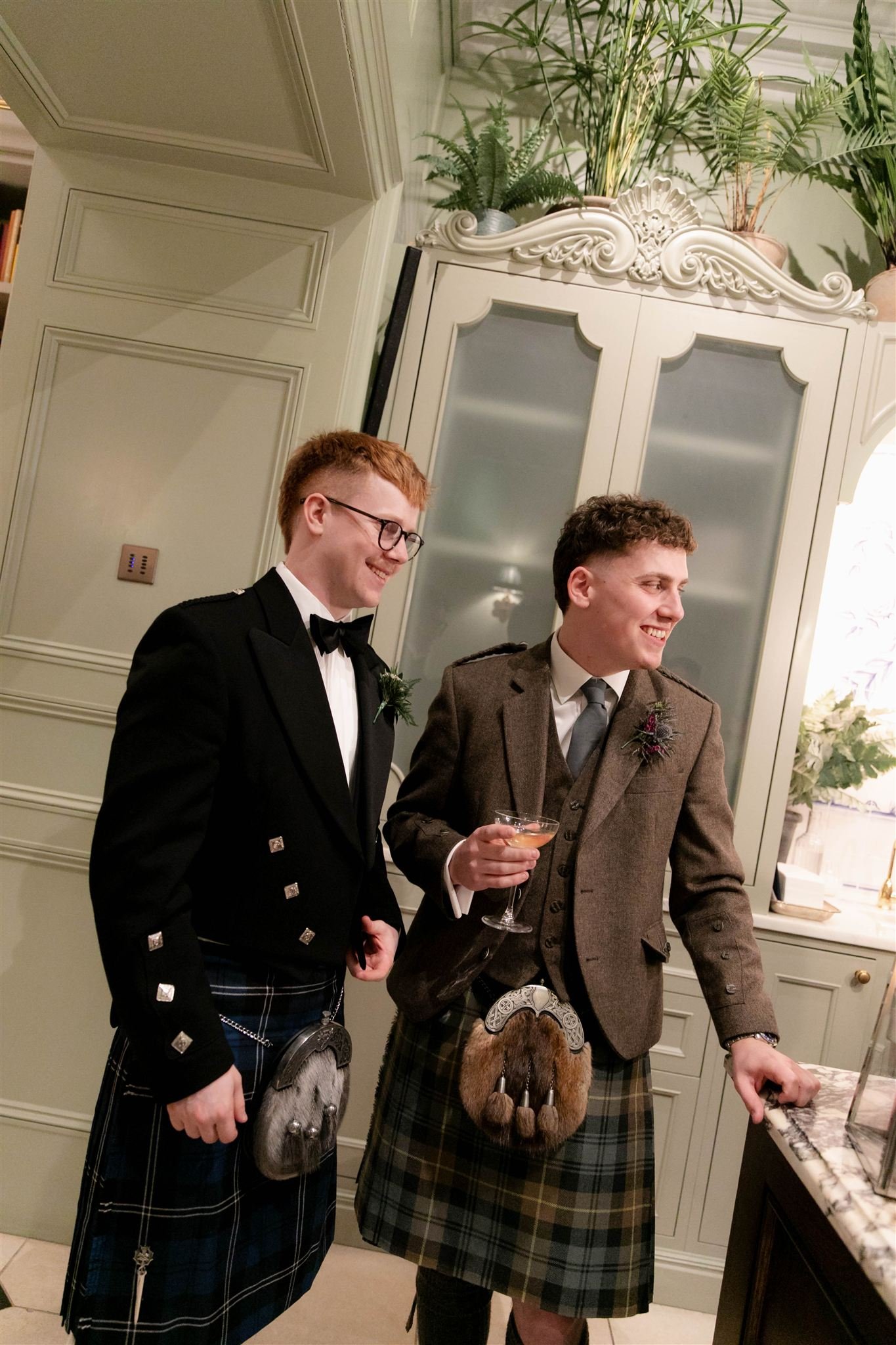 Edinburgh, Scotland Wedding Photographer photographing Edinburgh Wedding Photography at Gleneagles Townhouse Hotel.