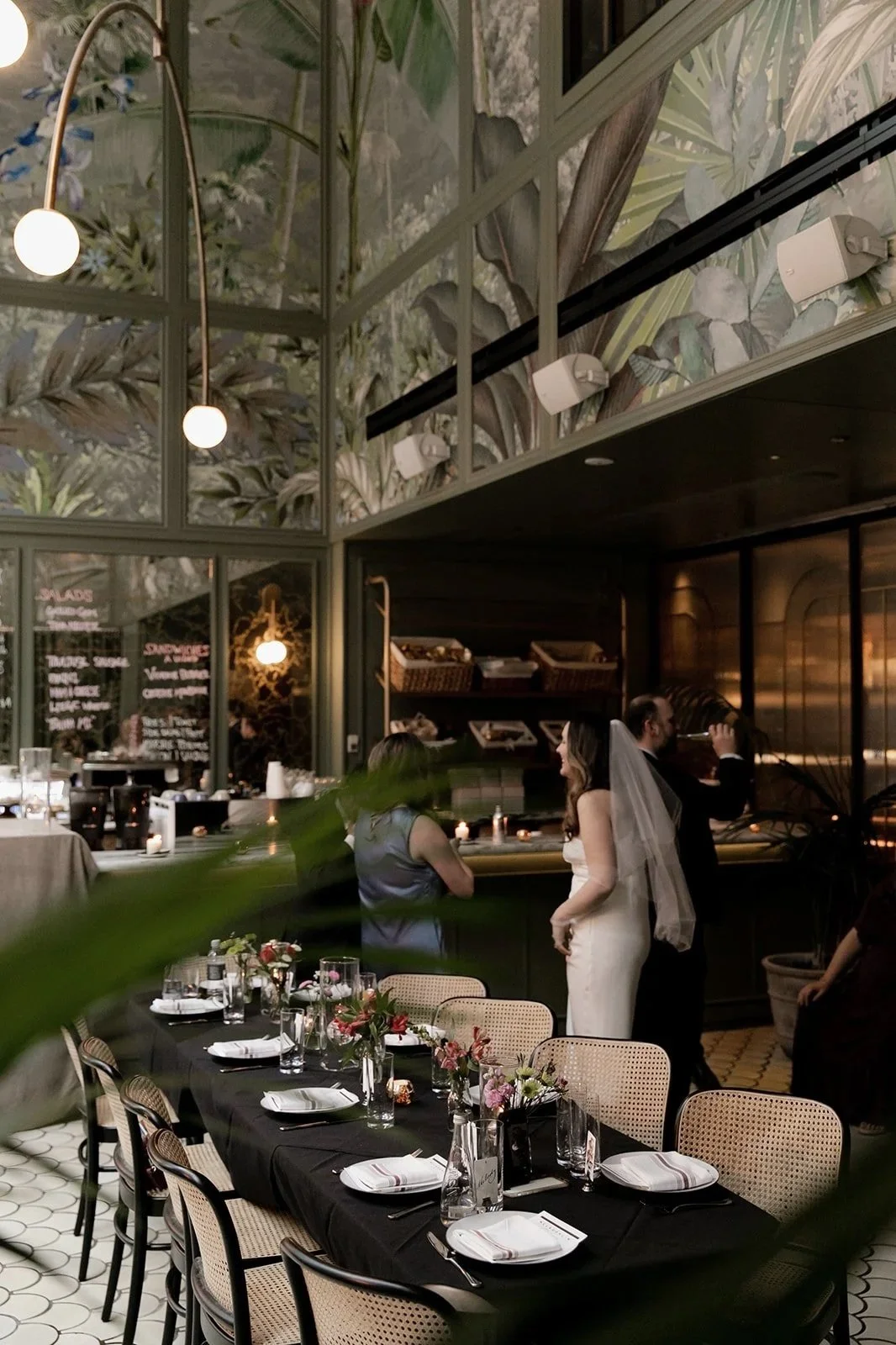 A wedding day at Venteux Chicago inside the Pendry Hotel.