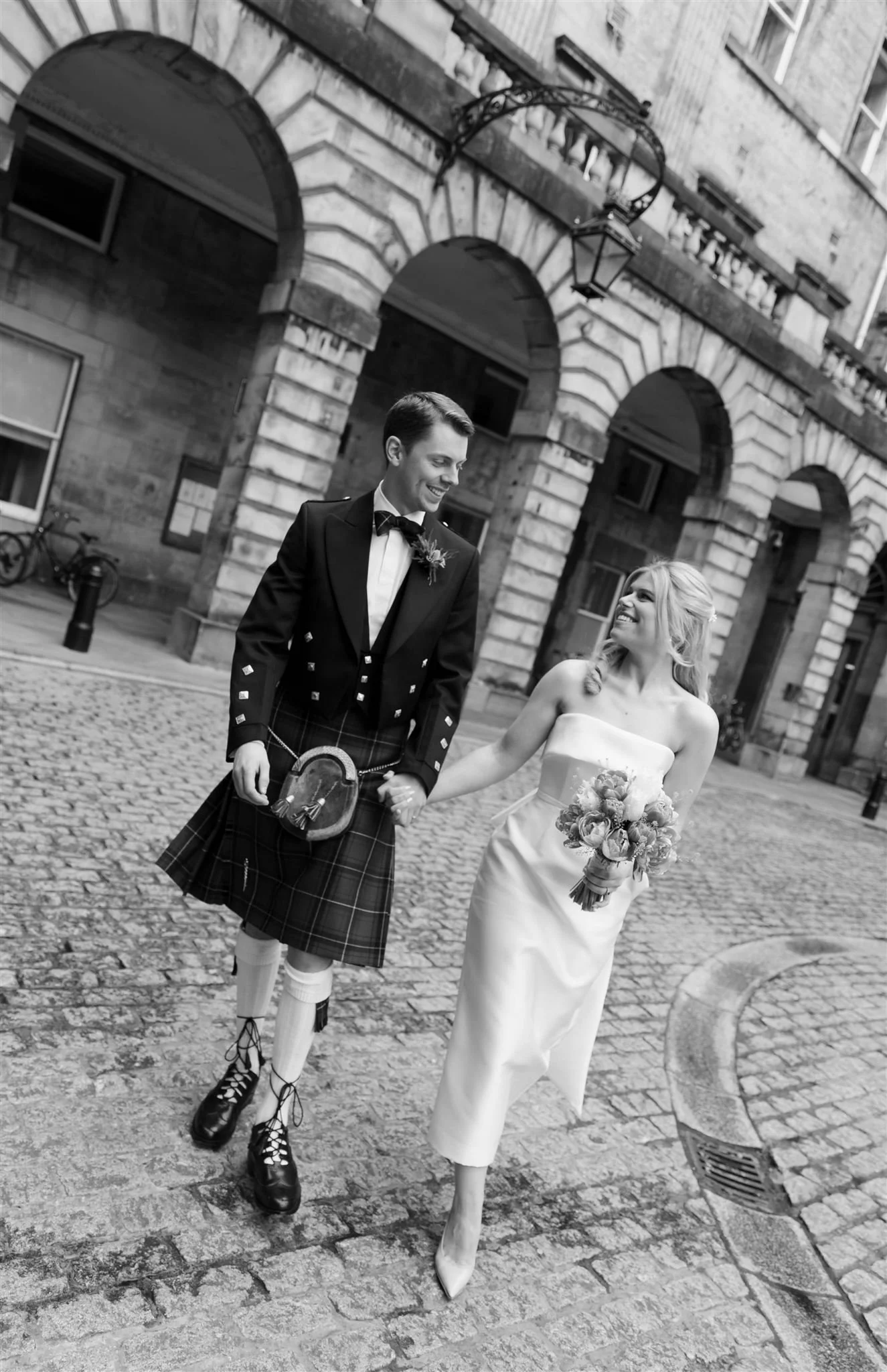 Edinburgh, Scotland Wedding Photographer photographing Edinburgh City Chambers Wedding Photography.