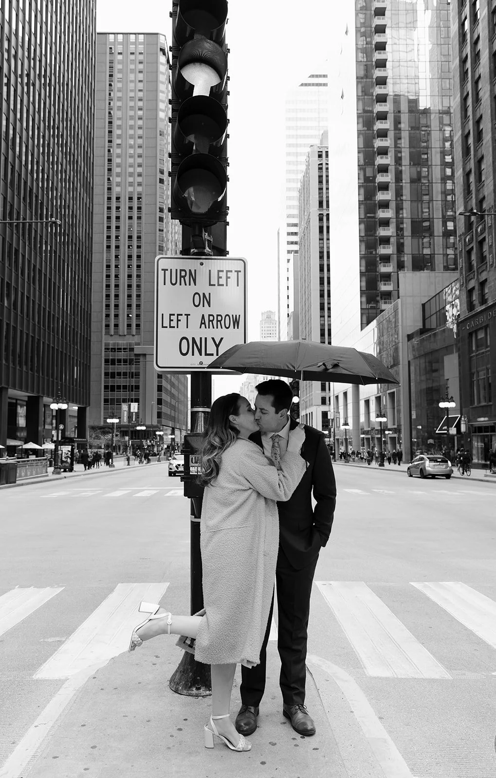 Wedding photos at Venteux Chicago and The Pendry Hotel.