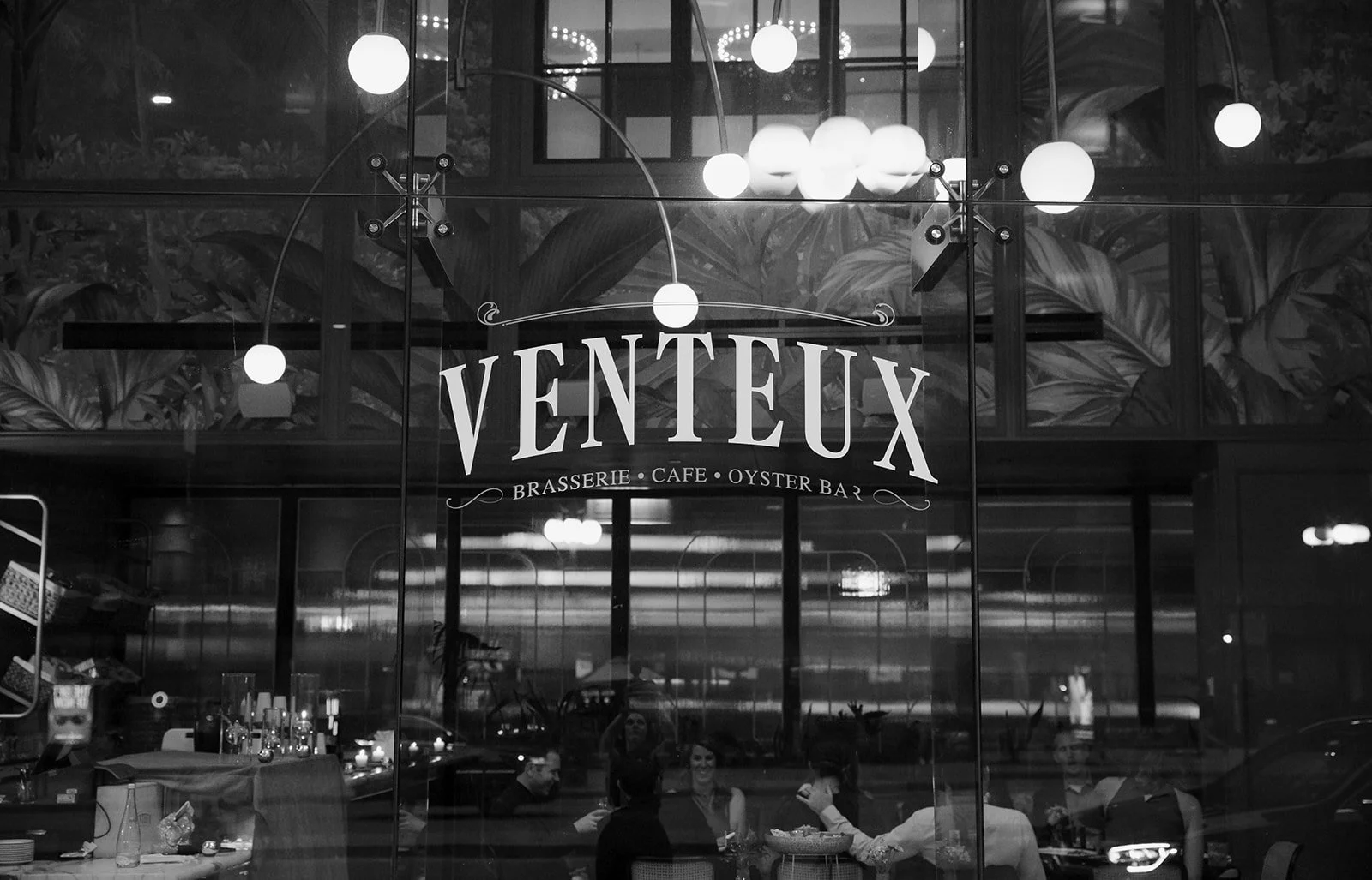 A wedding reception dinner at Venteux in Chicago.