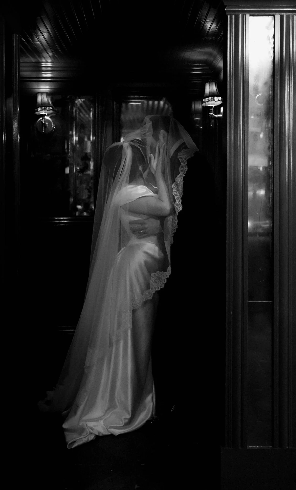 Gilt Bar Wedding photo in Chicago.