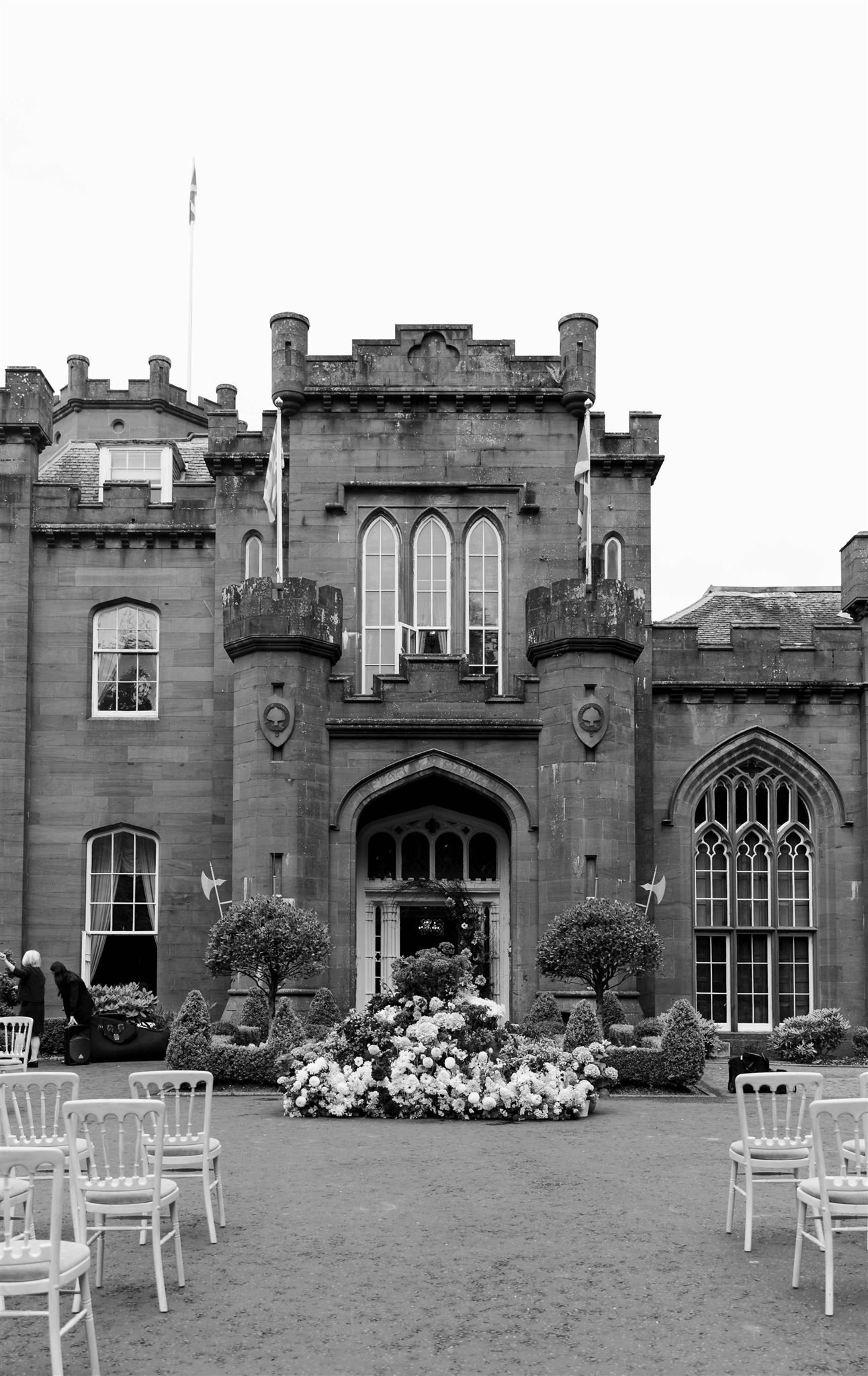 A luxury castle wedding ceremony on a wedding day at Drumtochty Castle in Scotland.
