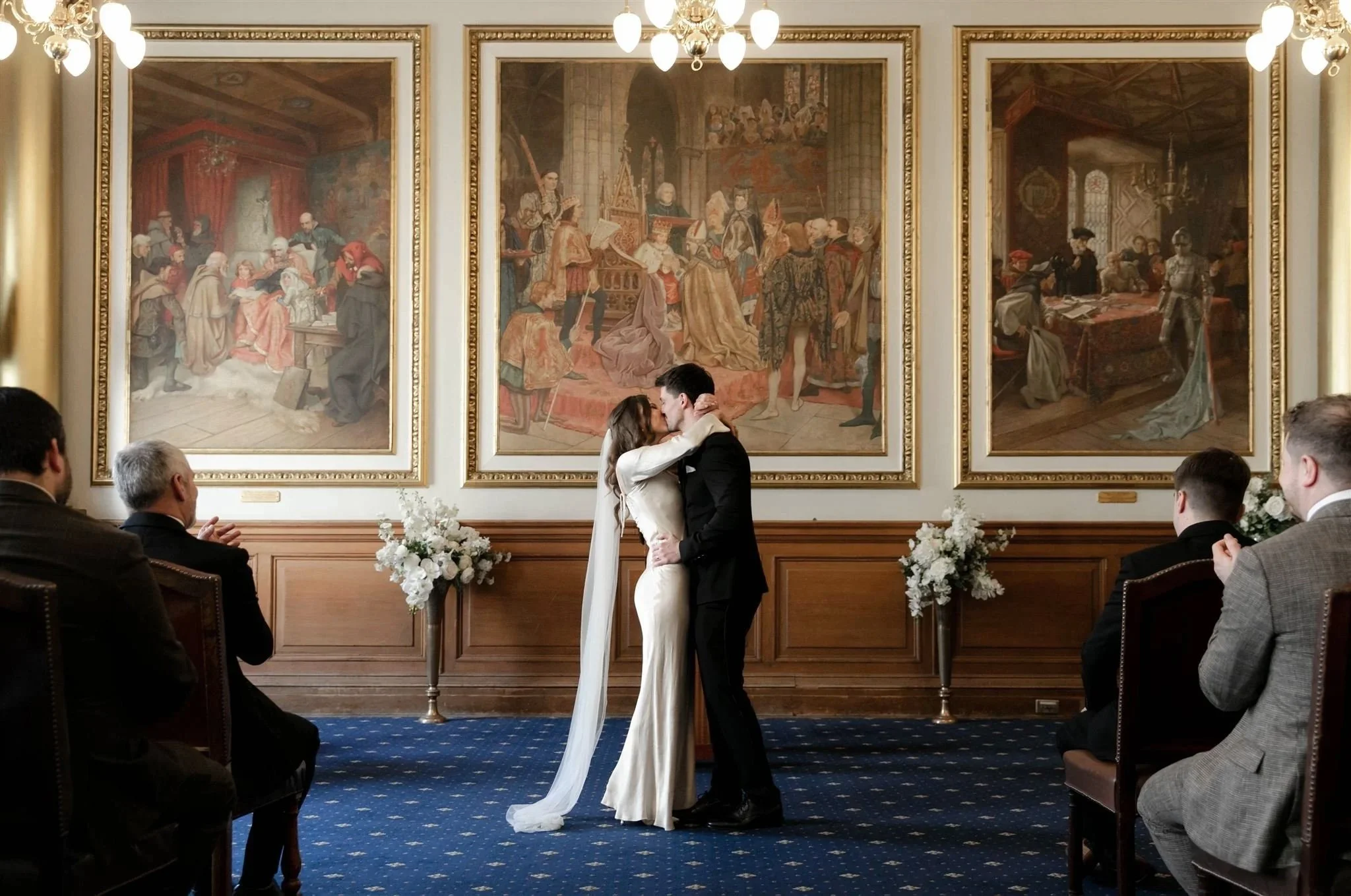 Edinburgh City Chambers wedding captured in a relaxed documentary style by an Edinburgh Wedding Photographer.