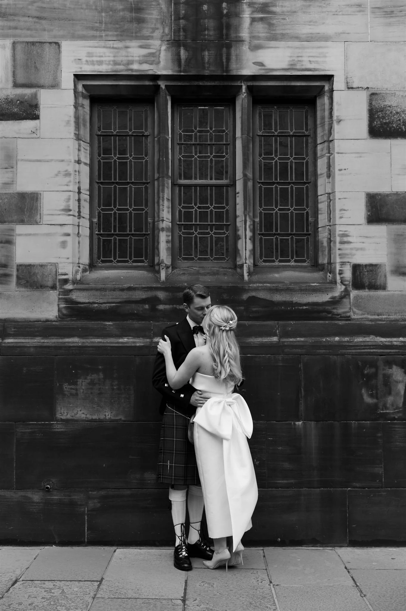 Edinburgh, Scotland Wedding Photographer photographing Edinburgh Wedding Photography.