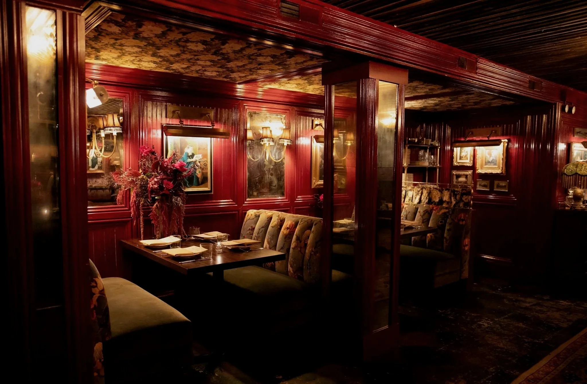 Gilt Bar Wedding in the Library speakeasy in Chicago.