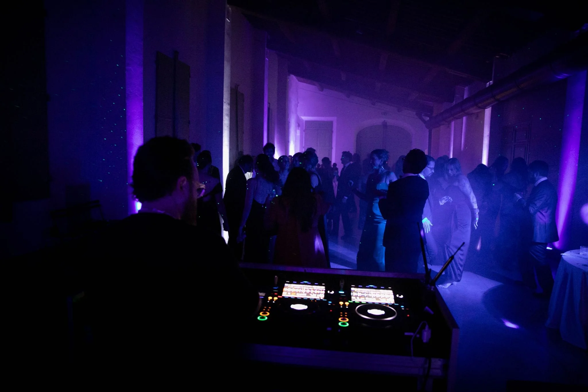Wedding reception on a wedding day at Villa Medicea Di Lilliano in Tuscany, Italy.