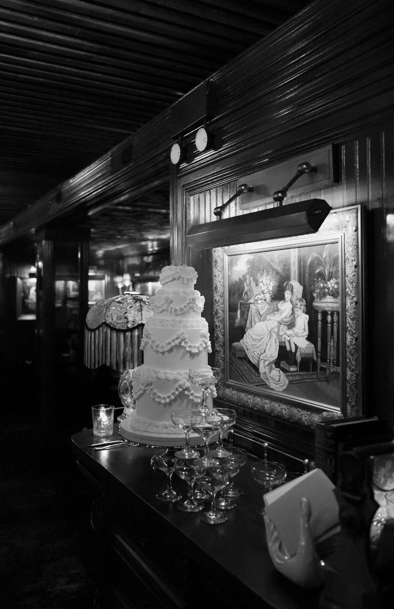 Gilt Bar Wedding Cake in Chicago.