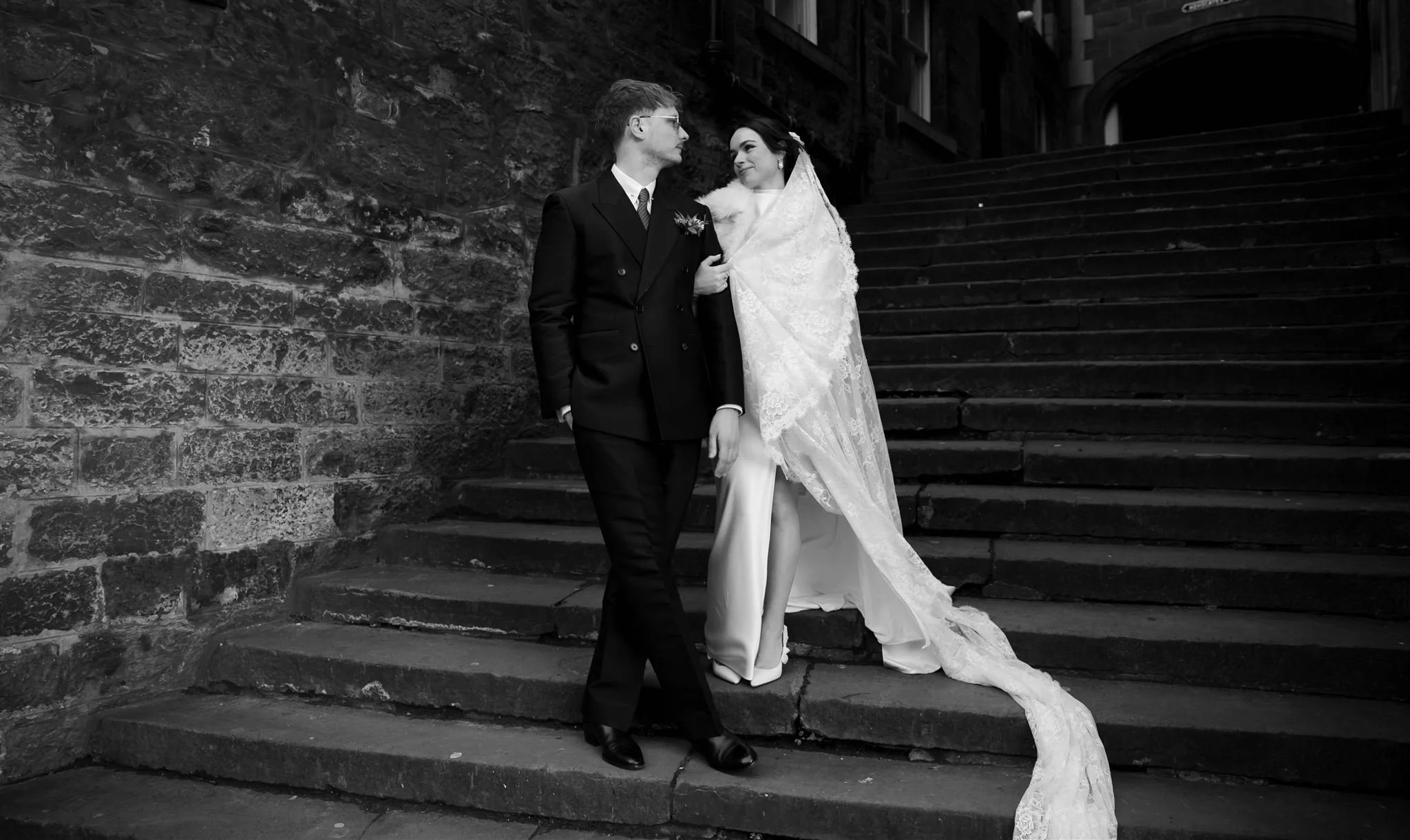 The Best Edinburgh, Scotland Wedding Photographer.