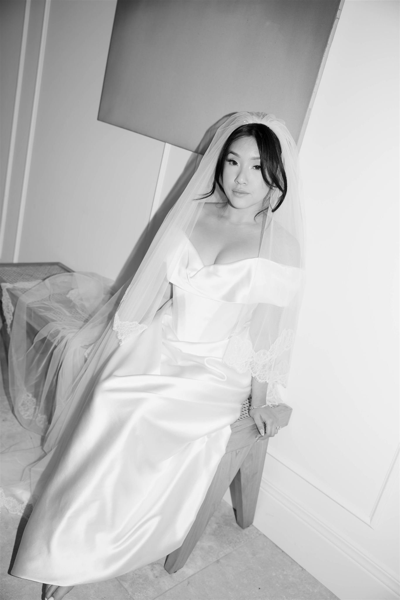 A bride portrait on her wedding day in Chicago.