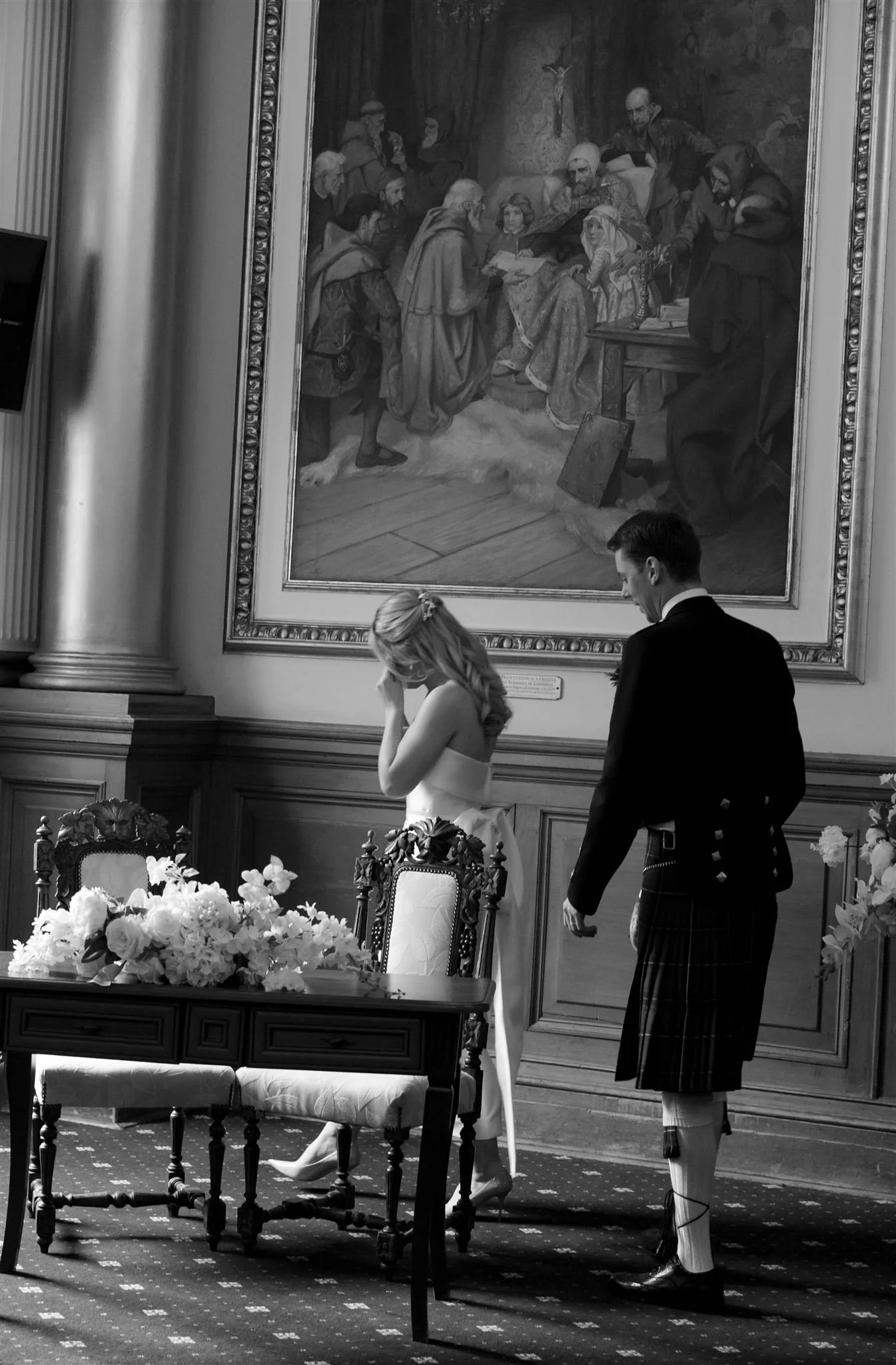 Edinburgh, Scotland Wedding Photographer photographing Edinburgh City Chambers Wedding Photography.