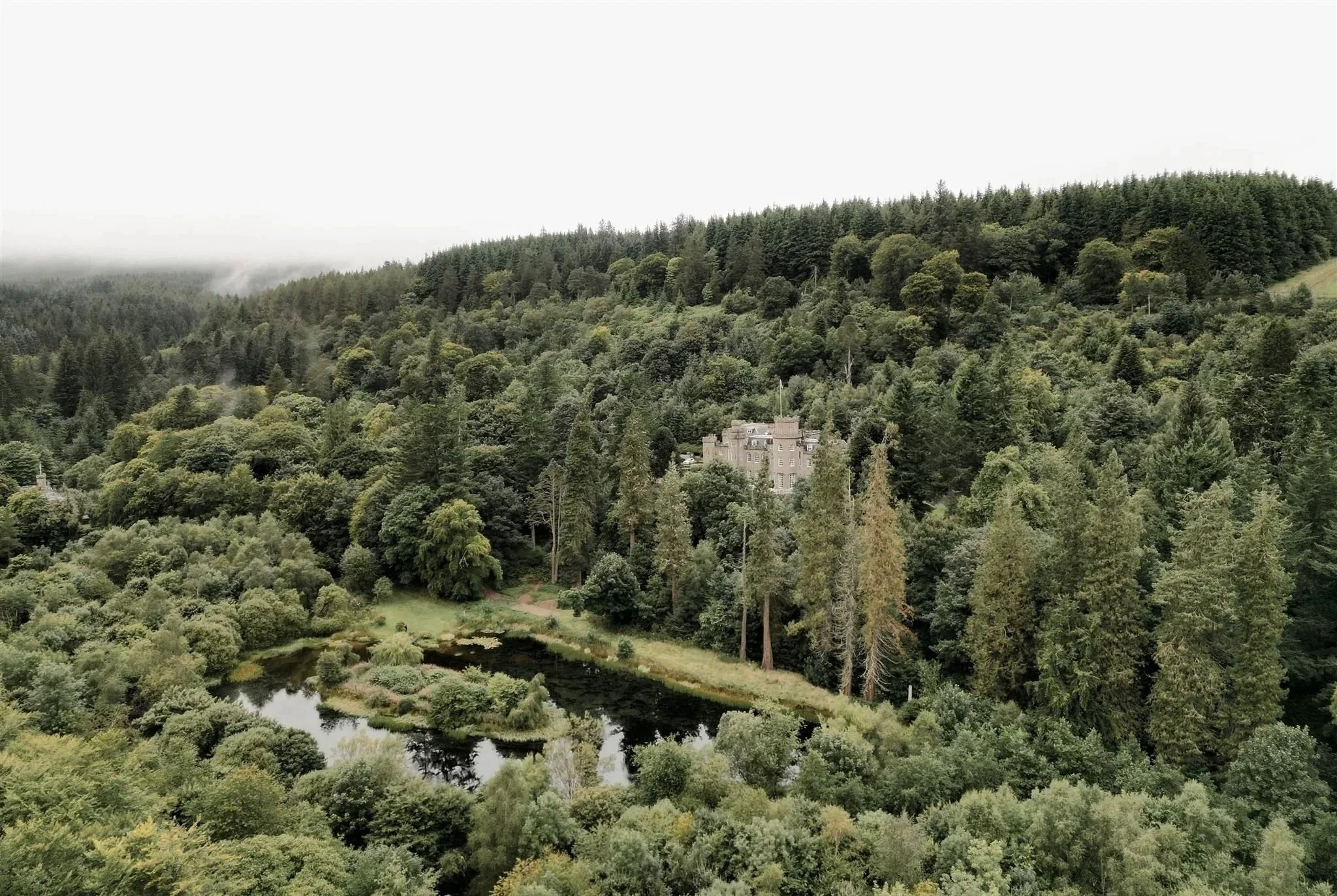 A castle photo on a wedding day at Drumtochty Castle in Scotland.