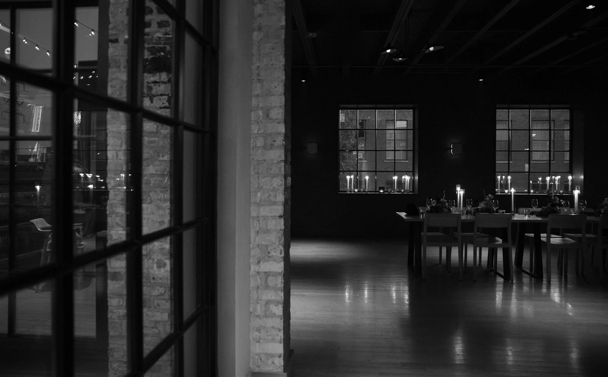 Intimate Maxwells Trading Chicago wedding venue with private rooftop terrace and dining room.