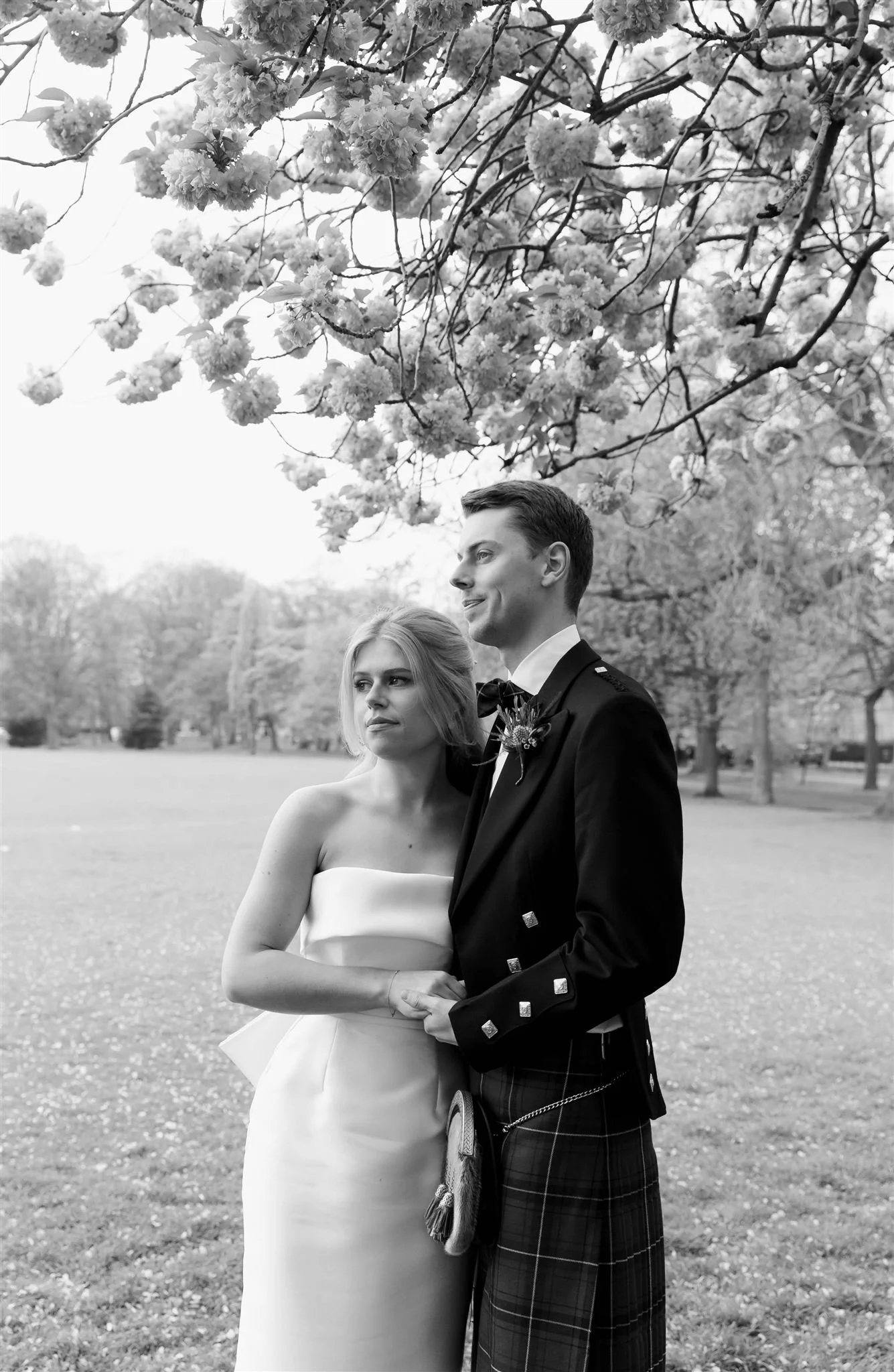 Edinburgh, Scotland Wedding Photographer photographing Edinburgh Cherryblossom Wedding Photography.