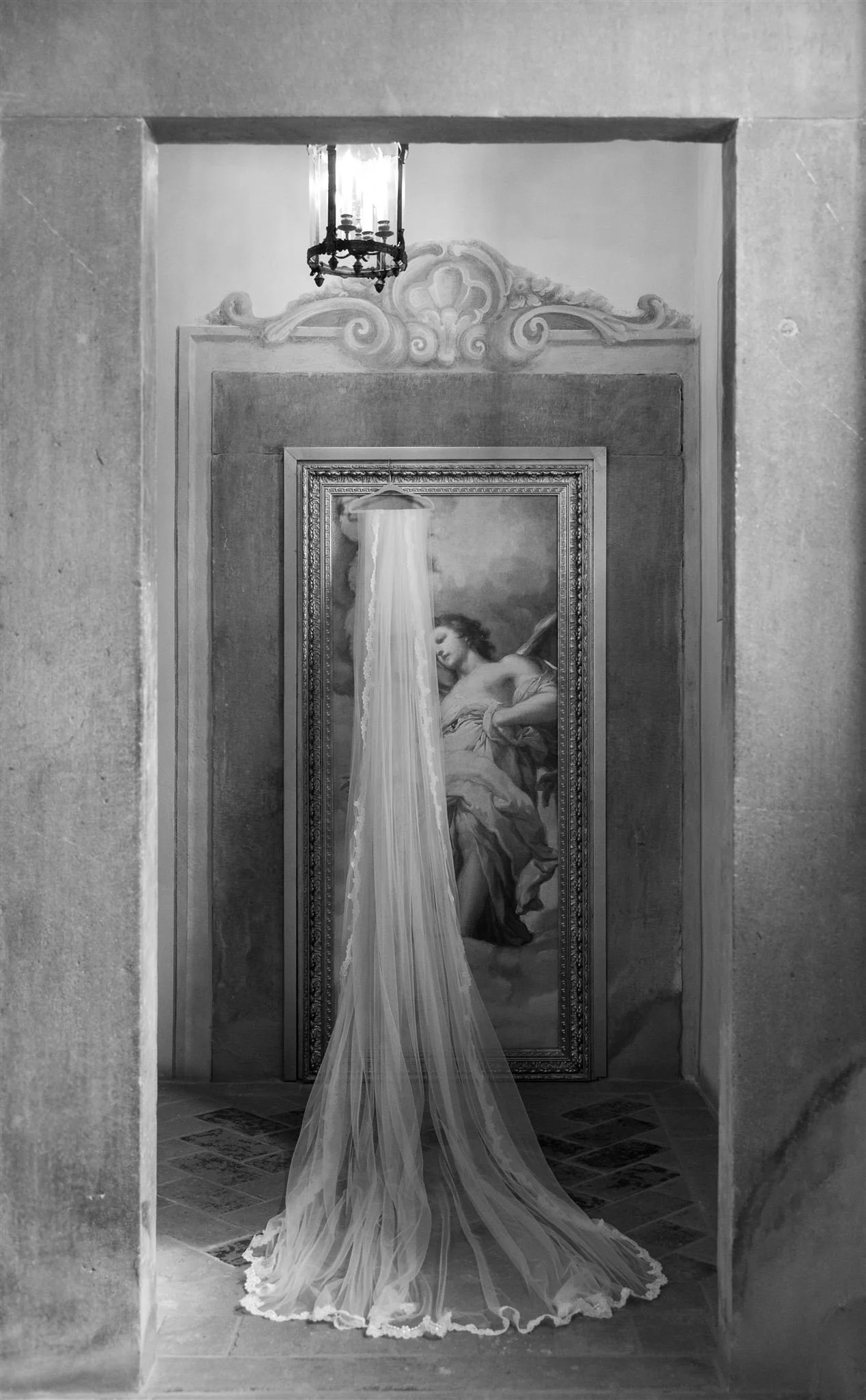 A veil on a wedding day at Villa Petriolo in Tuscany, Italy.