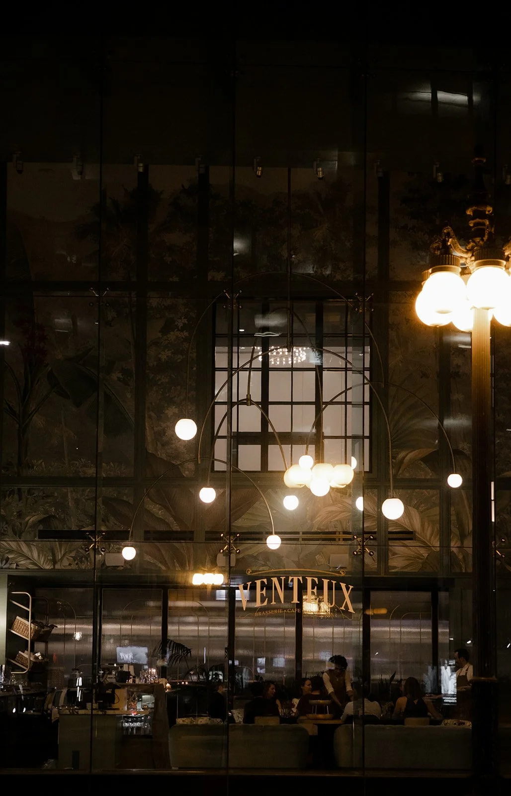 A wedding dinner night at Venteux in Chicago.