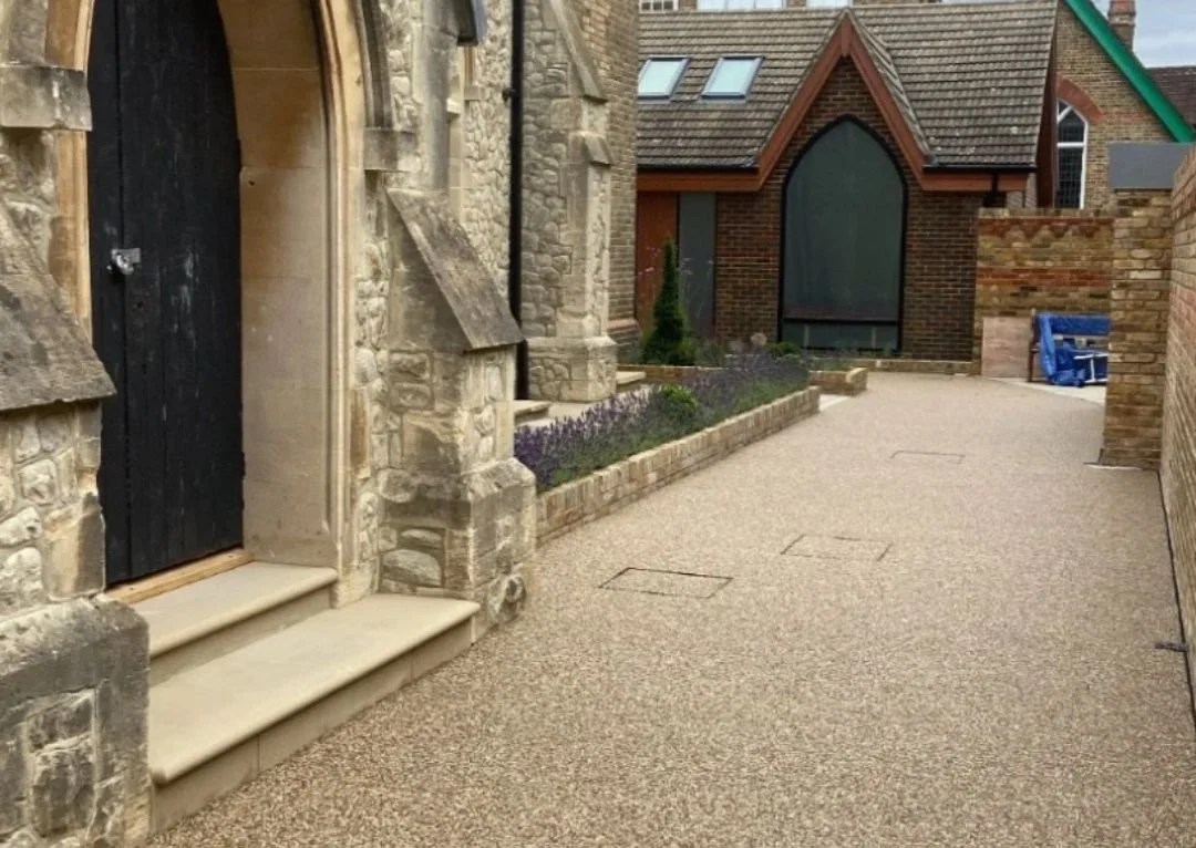 7 FAQs About Resin Driveways