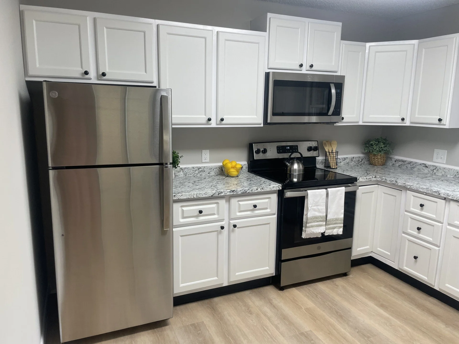 Cove Kitchen Unit 1.jpg