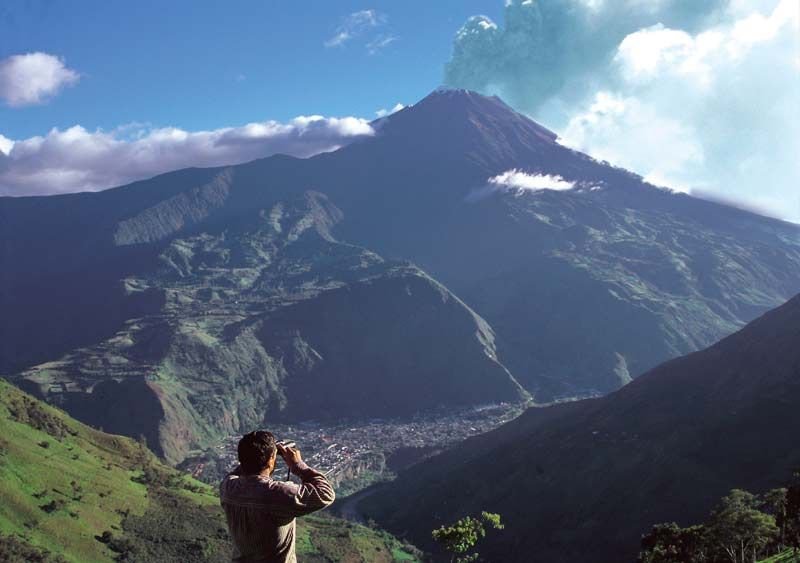 Excursion "Ojos del Volcán" (Eyes of the Volcano)