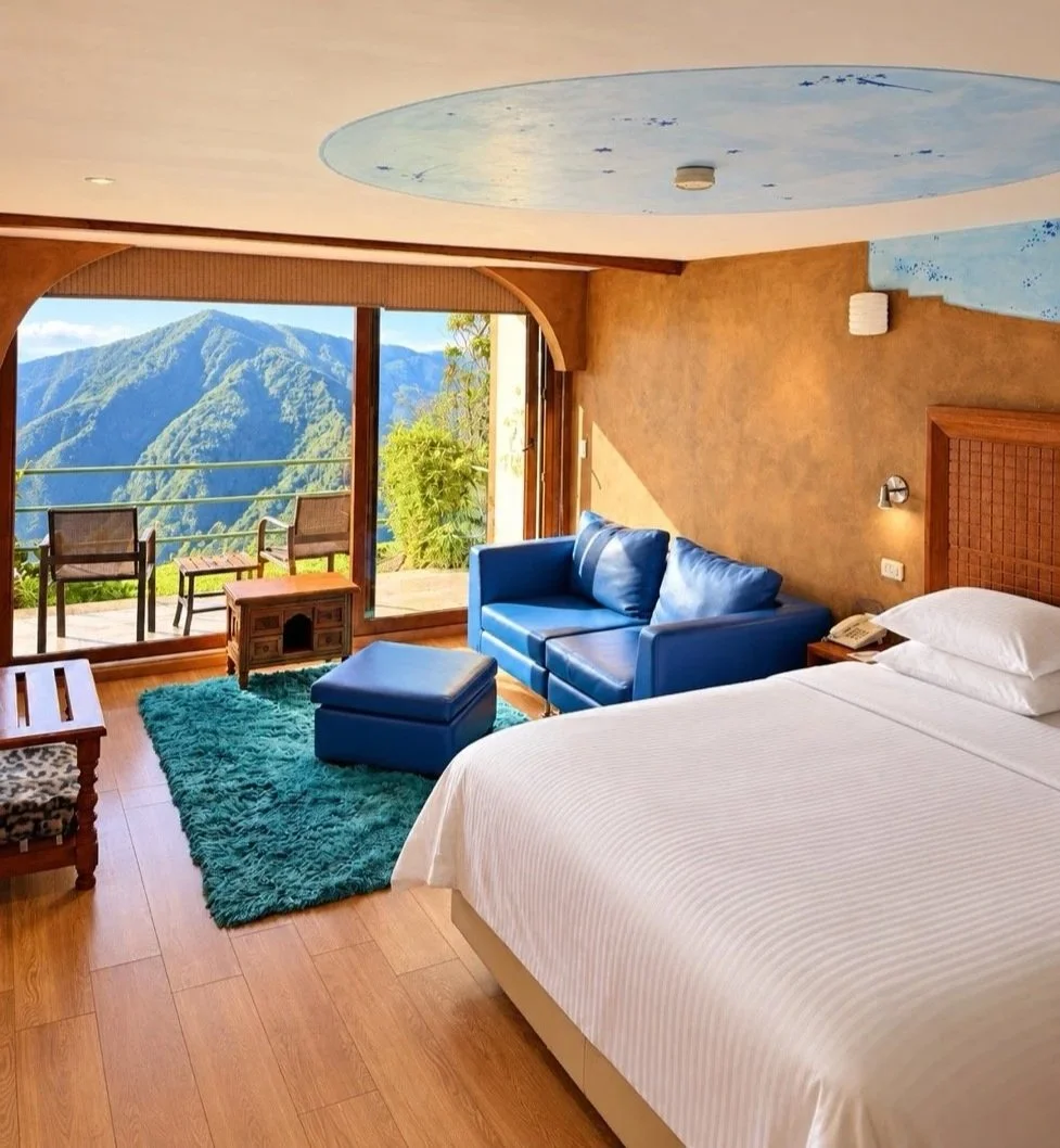 Hab+Romantica+33+Amor+celestial+-+Luna+Volcan+-+Hotel+en+Banos+Ecuador+1.jpg