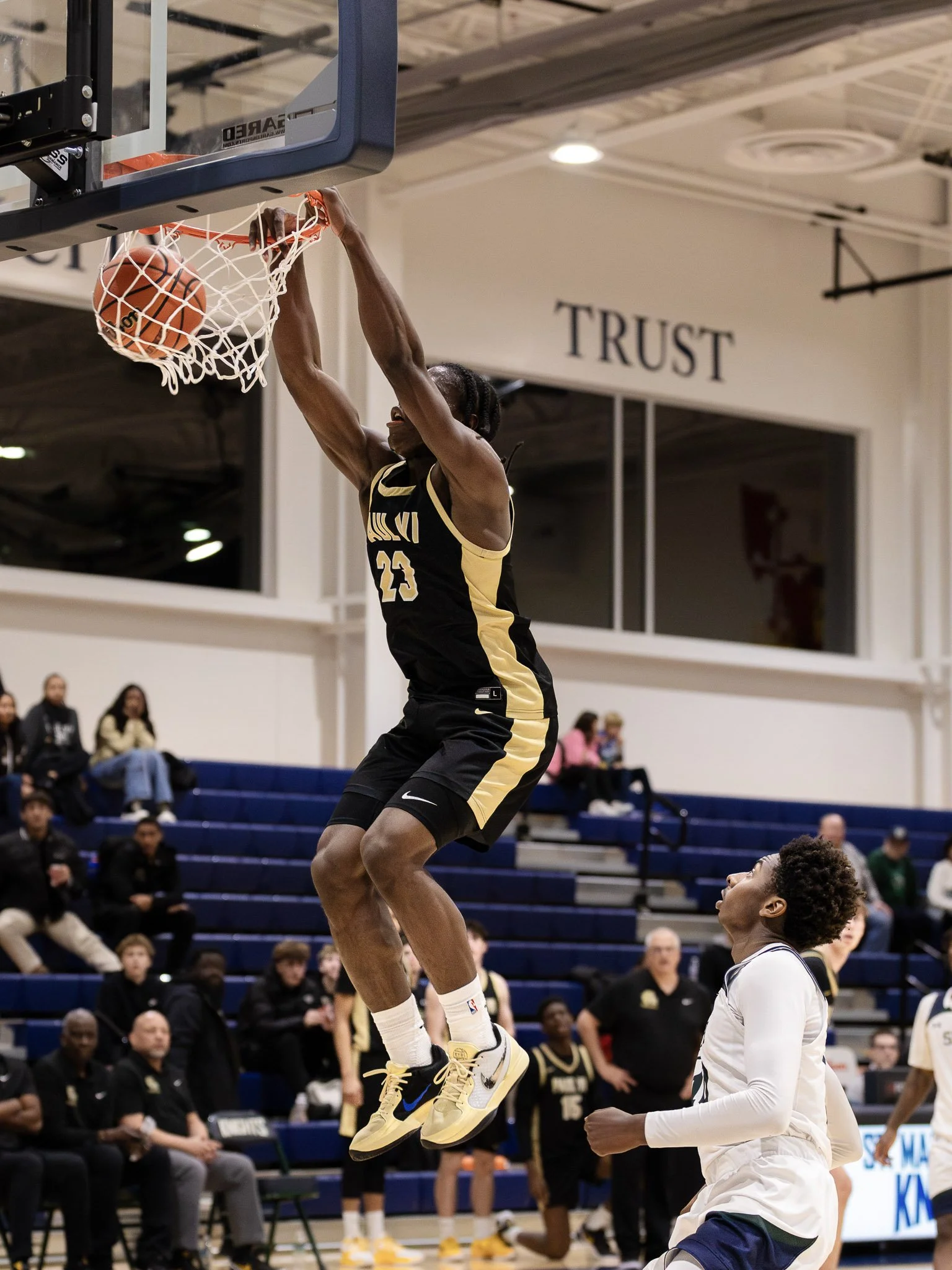 5-paulvi-stmarys-102.jpg
