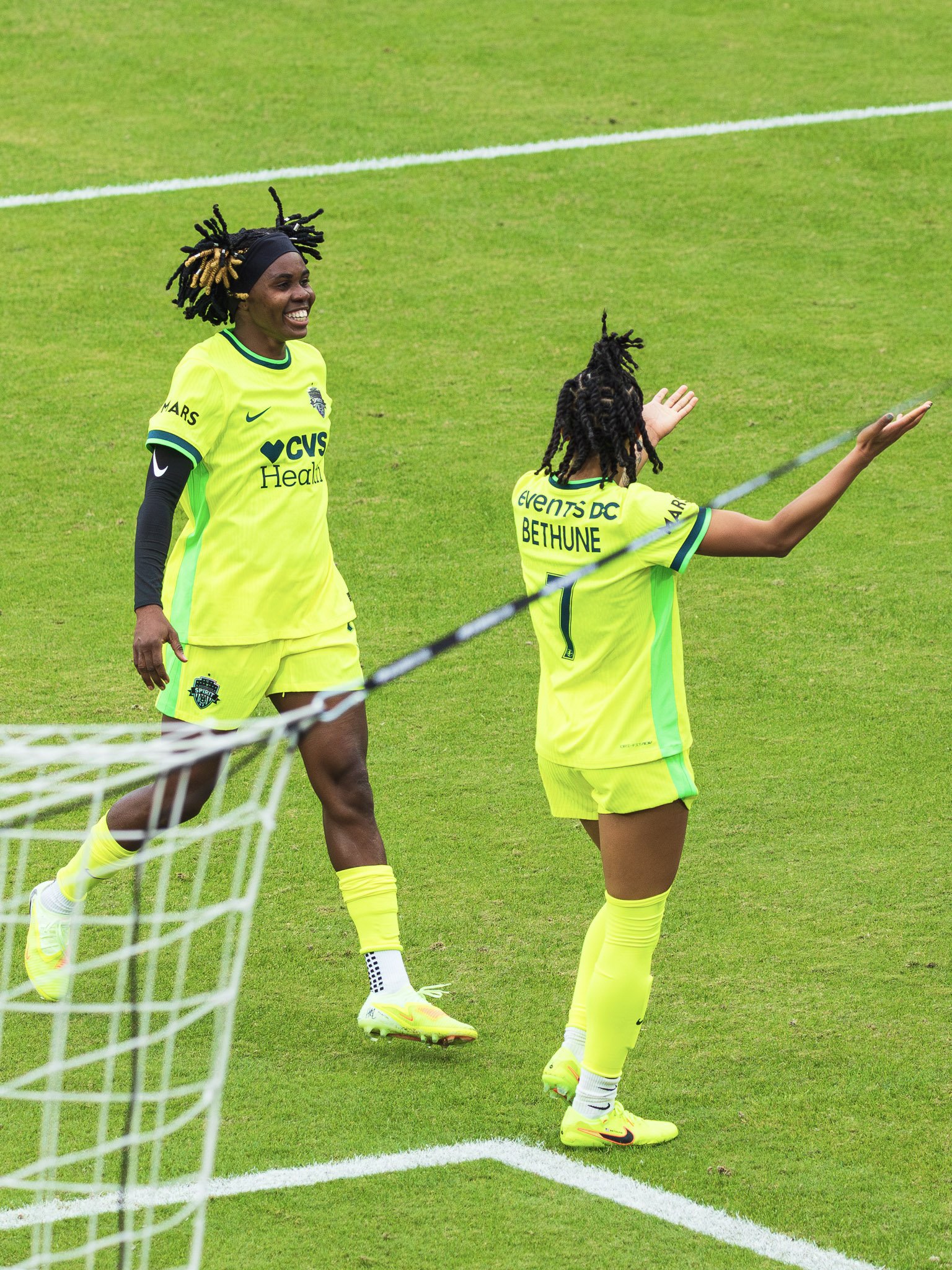14-spirit-thorns-nwsl-semifinals-11.jpg