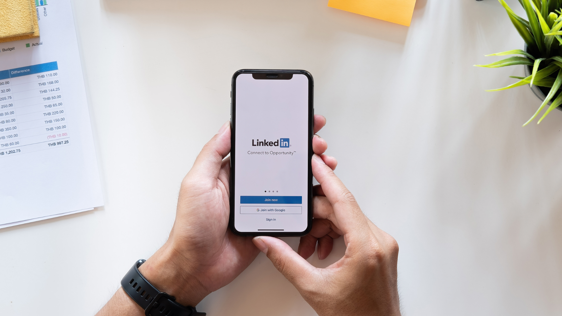 Crafting a LinkedIn profile that resonates: your digital first impression