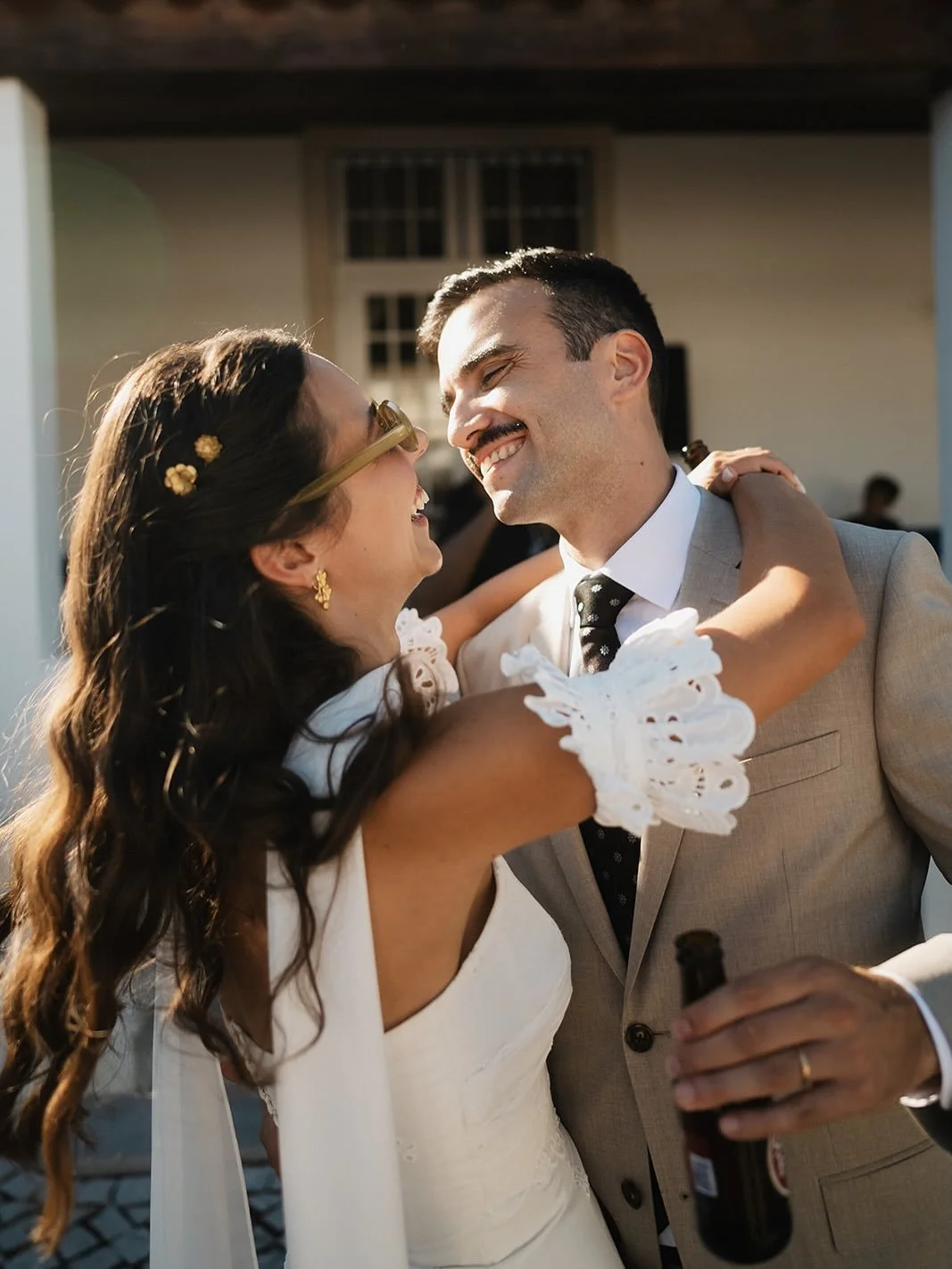 Joca + Gomes 🫶
.
Venue - @quinta.dos.anjos 
MUA - @beautycall.makeup 
Hair - @catiasousacoelho 
Wedding Dress - @pureza_mb_atelier 
Accessories - @vivwithlove.pt
