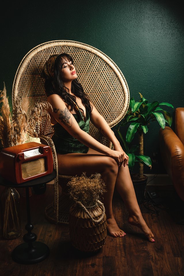 Luxury bridal boudoir photography in Central Arkansas