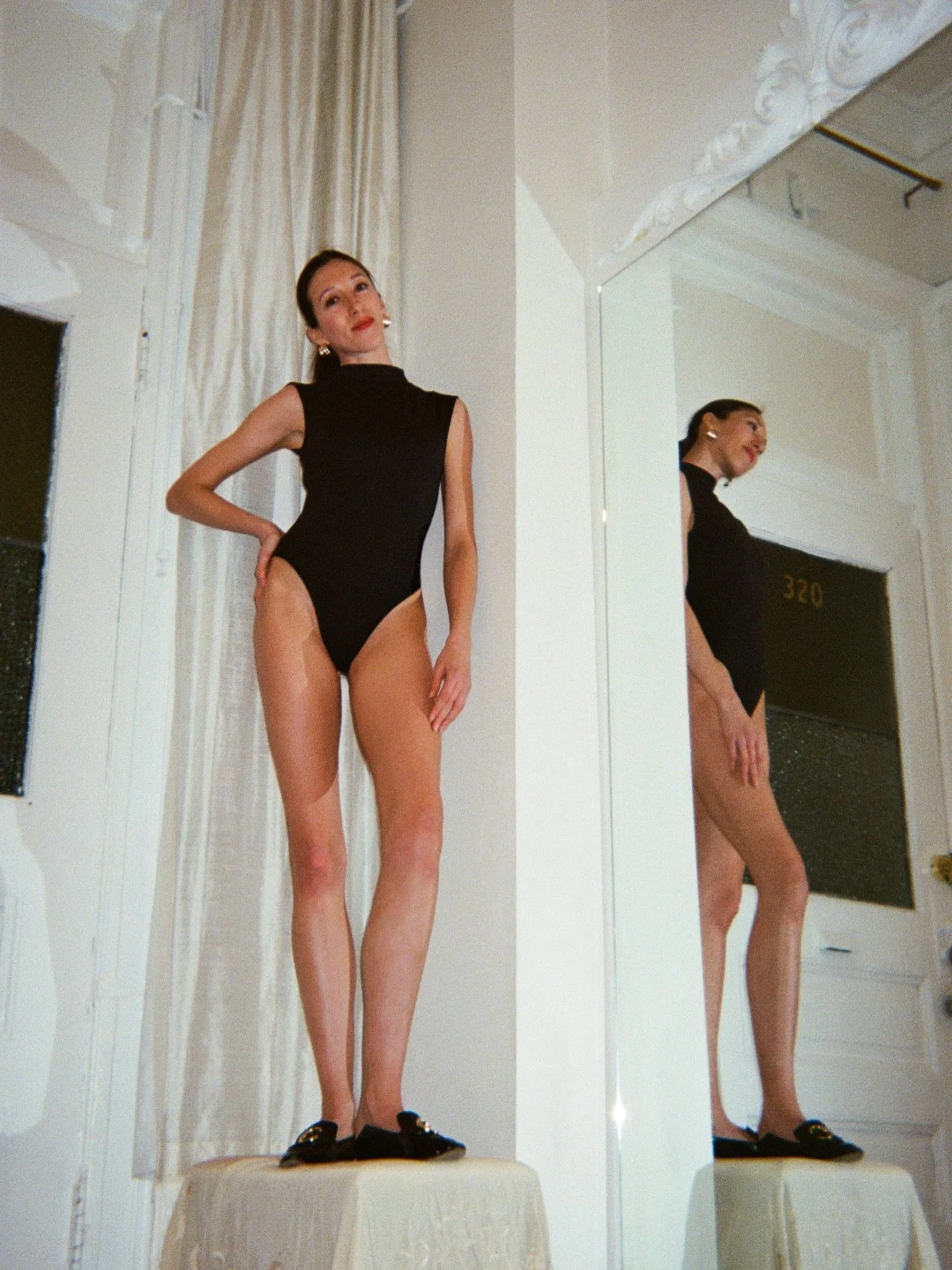 FEBRUARY GROUP CLASSES 🦢

True Beginner Ballet
Saturday, February 15th, 11:30-12:30pm

The Posture Workshop
Following TBB, 12:30-1:15pm

The February Semi-Private
Thursday, February 26th, 5:15-6:15pm

Sign up in bio. I am always so excited to dance 