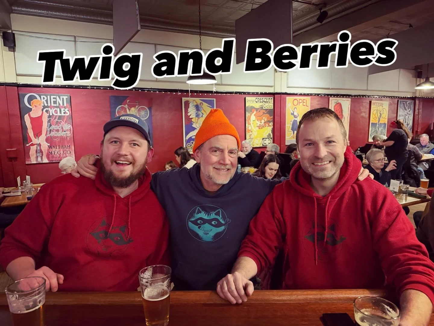 Could not have done it without these two fellas last year&hellip; 🥰
@notoriousweld &amp; @stonemanlegend

 #goodtimes #hardwork #beer