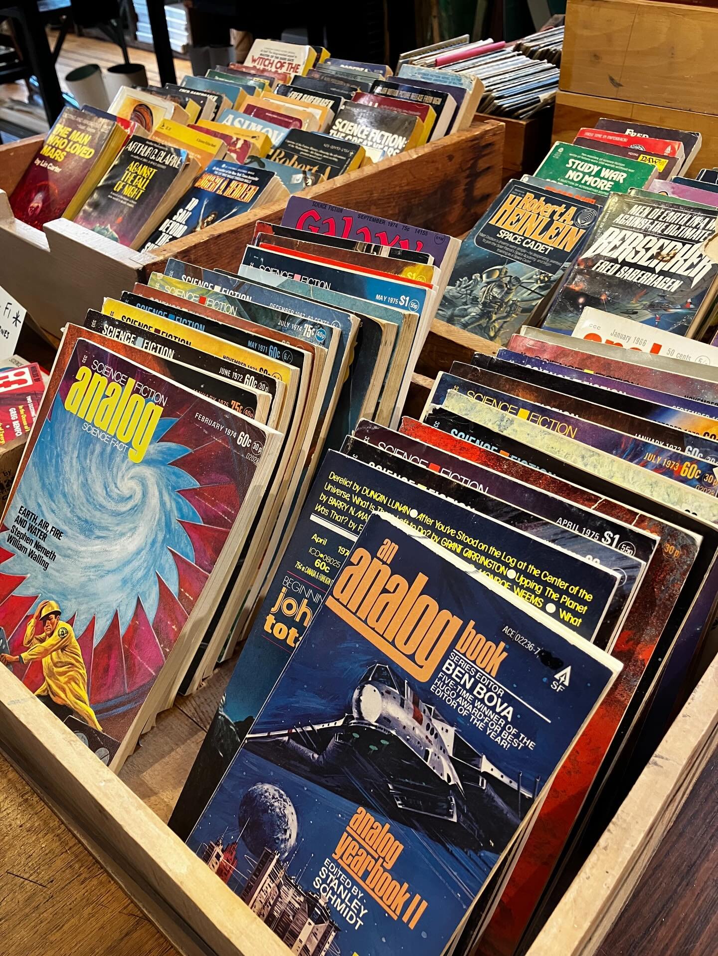 you&rsquo;ll be snowed in on monday ❄️ build a blanket fort, grab a 2-liter bottle of mountain dew and a bed pillow-sized bag of doritos and settle in with some pulp science fiction novels by some of the 20th century masters 🚀

#sciencefiction #pulp