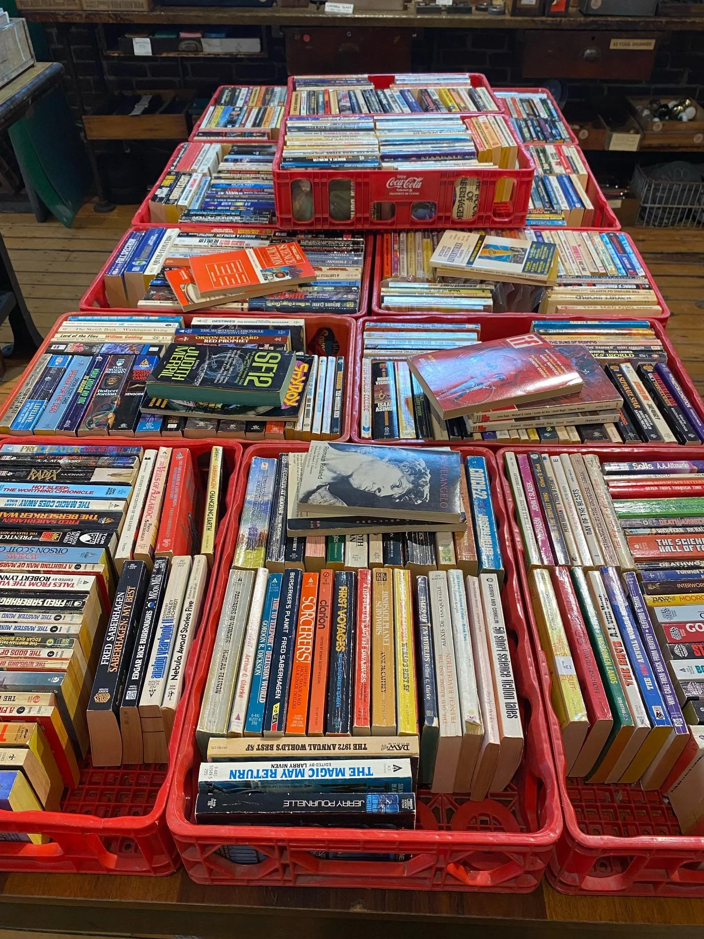 Another post about our Sci-Fi paperbacks because we found a few more boxes!
So many classics!
Come pick! 
#loottgeshop #lootfpundandmade #downtownturnersfallsma 
#analogsciencefactandfiction #usedbooks