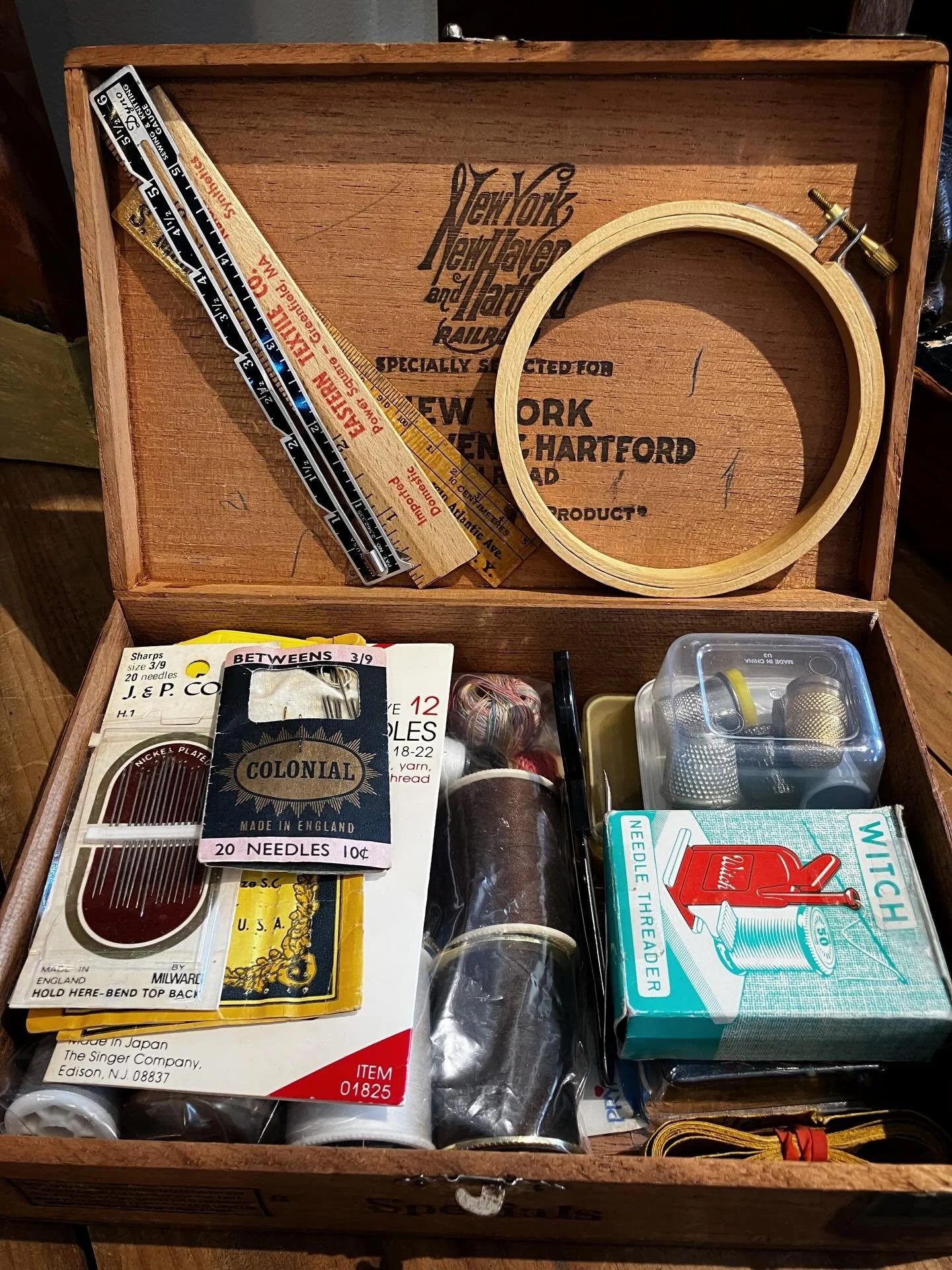 gramma&rsquo;s sewing box was always there for you - a quick stitch, tack that hem, replace that button 🧵🪡📍❤️

#sewingkit #sewist #treasurebox #grammalove #loottheshop