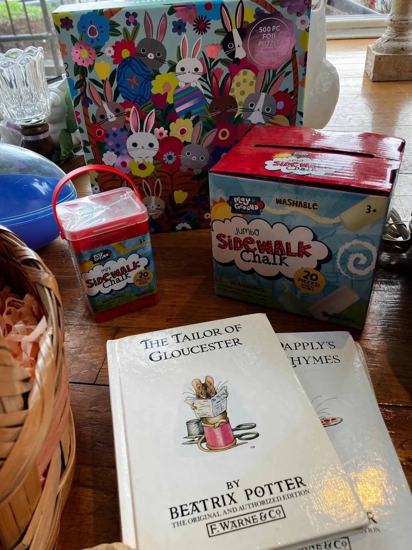 we&rsquo;re open for your last-minute easter giftie shopping on this drizzly day - we even have vintage plastic rain bonnets 🌧️

#easter #bunnies #sundayshopping #loottheshop