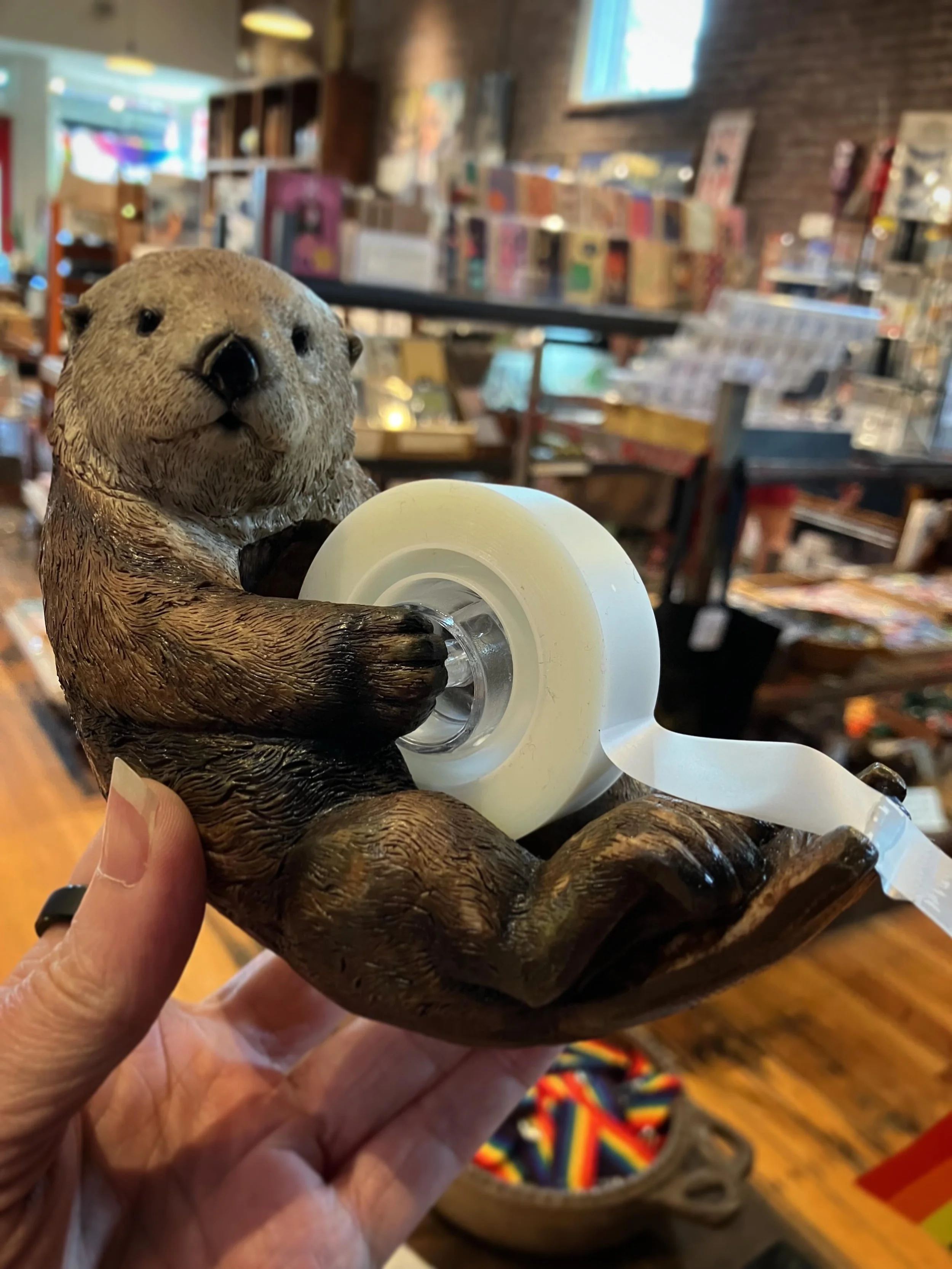 they&rsquo;re back! you otter get one before they&rsquo;re gone 🦦

#otter #deskaccessories #socute #lootfoundandmade