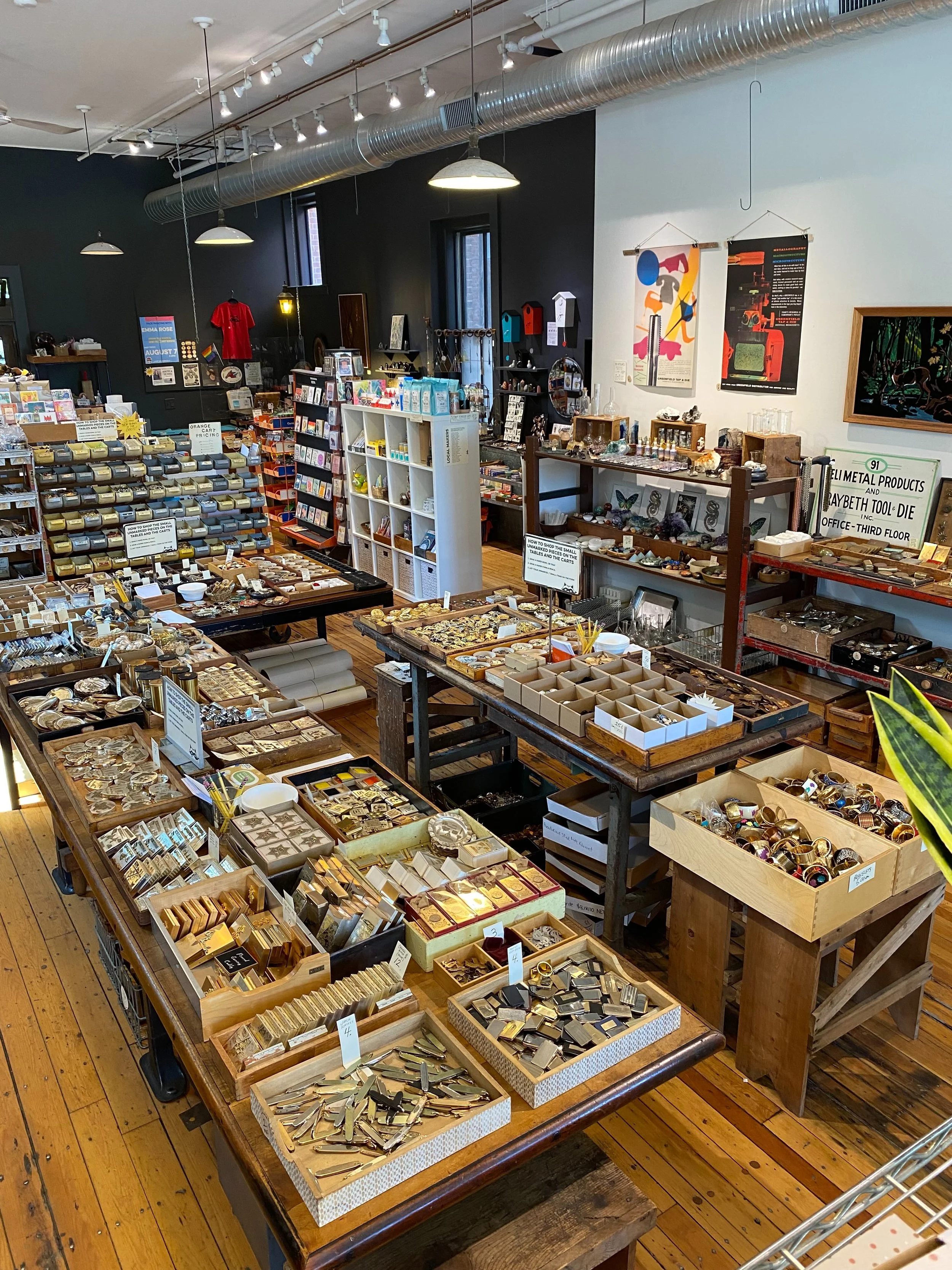 We&rsquo;re continuing to roll out new piles of &ldquo;smalls&rdquo; and awesome one of kind trinkets hiding in the bottom of crates! 
Come be inspired !
#EliMetals #lockets #personaleffect #lootfoundandmade #stockingstuffers