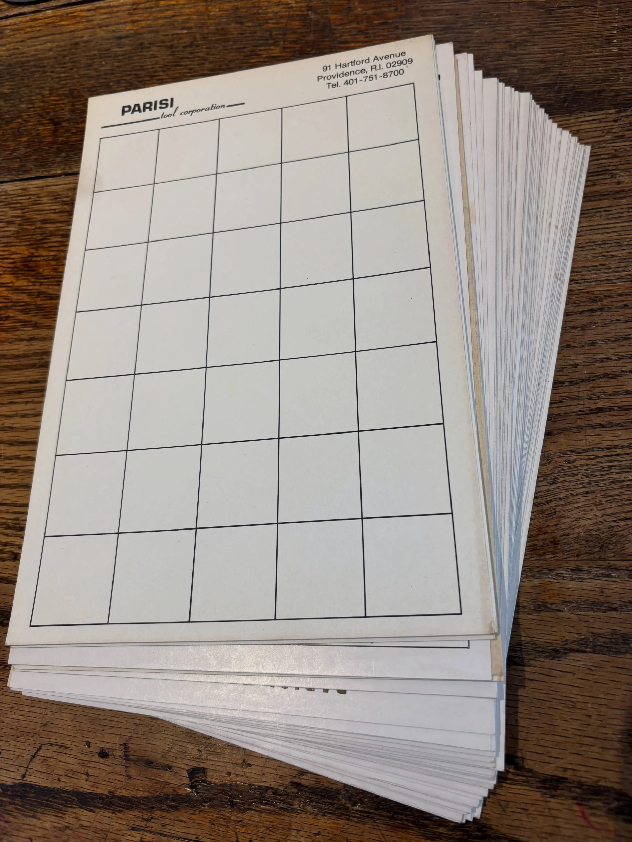 These sample cards are here in stock and made for a fun activity !
We filled one with tiny trinkets from our carts! So fun!
For the pack rat who likes to organize tiny things!

A great alternative to larger wooden printer trays&hellip;.which we hope 
