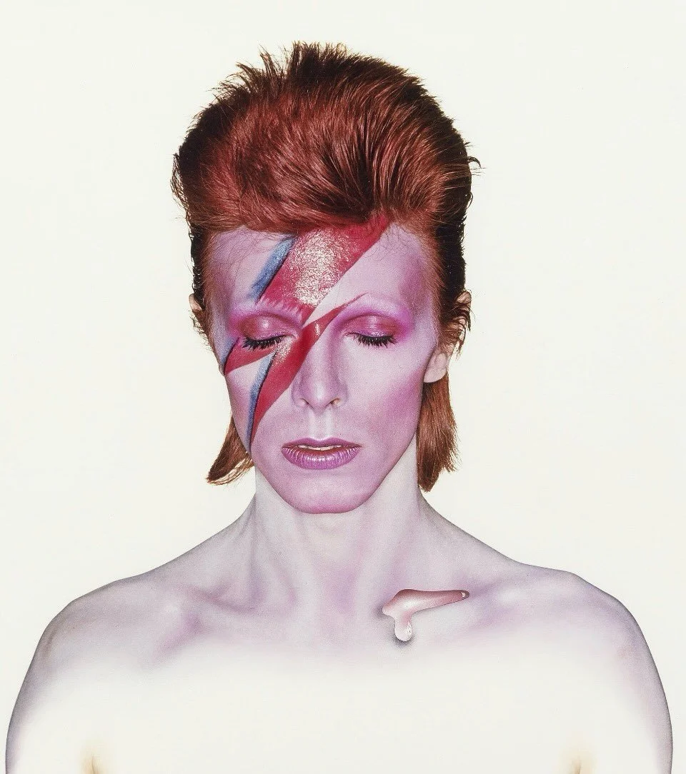 TONIGHT!
8.7 First Friday 5-8!
Stop by the shop for FREE Face Painting with our friend Emma!
All ages encouraged😊🌈
Get a Ziggy Bolt or a Purple Rain tear&hellip;or some color splashes like Beck, &hellip;inspired by the fact that there is a vinyl cr